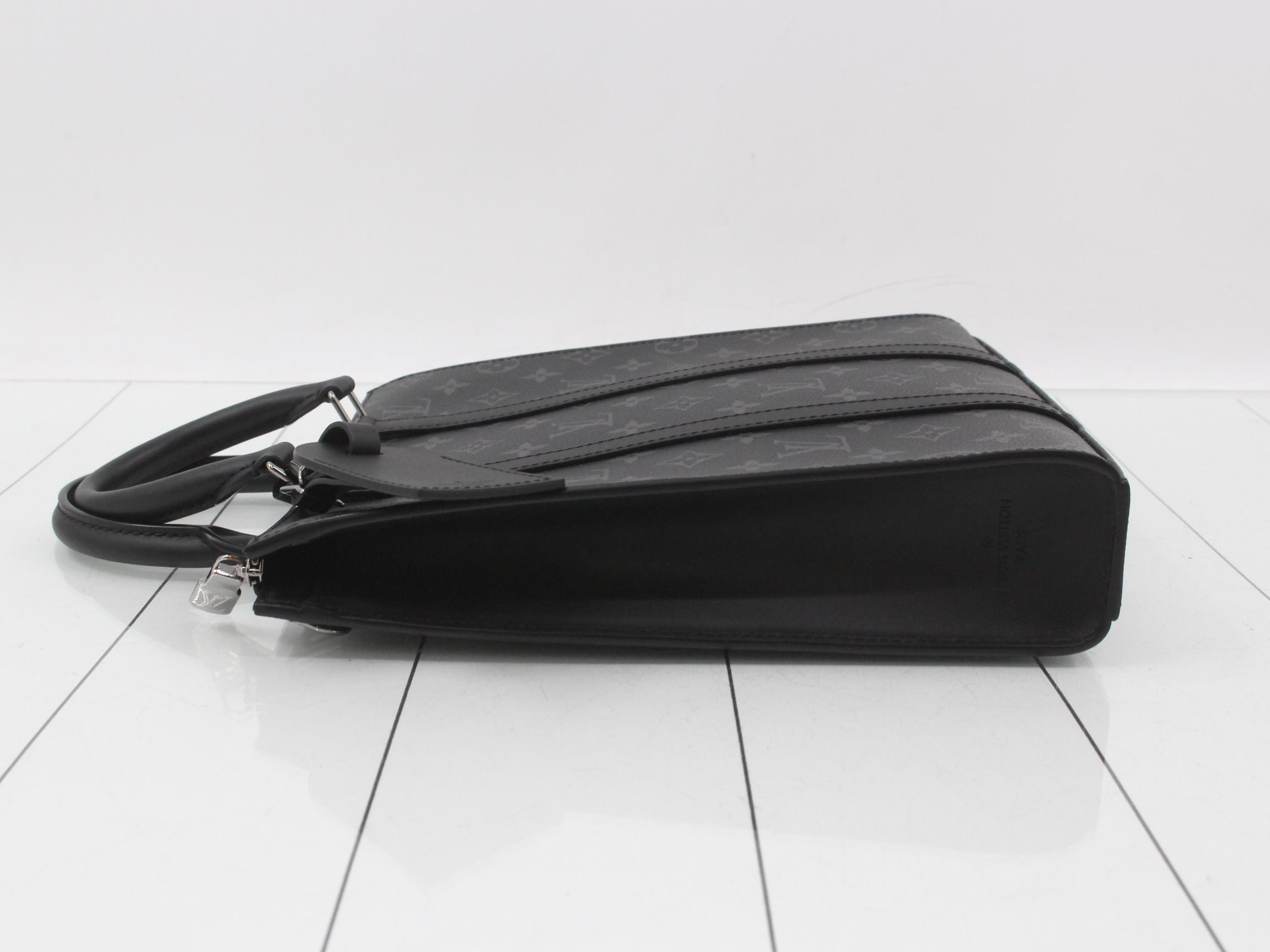 Sacpla Cloth - List Price ¥416,900 — view 4