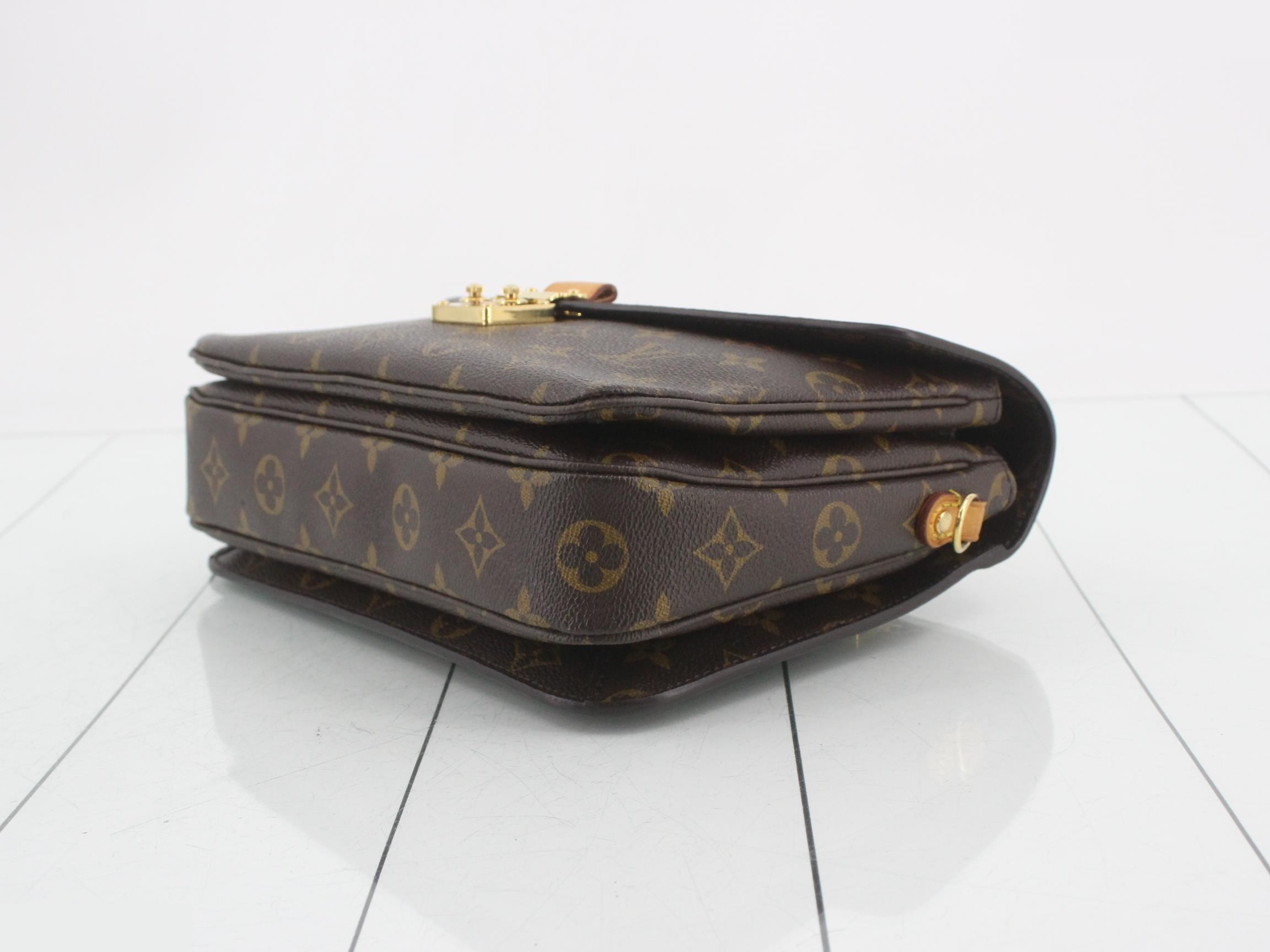 Monogram Pochette Metis MM 2-Way Handbag — view 6
