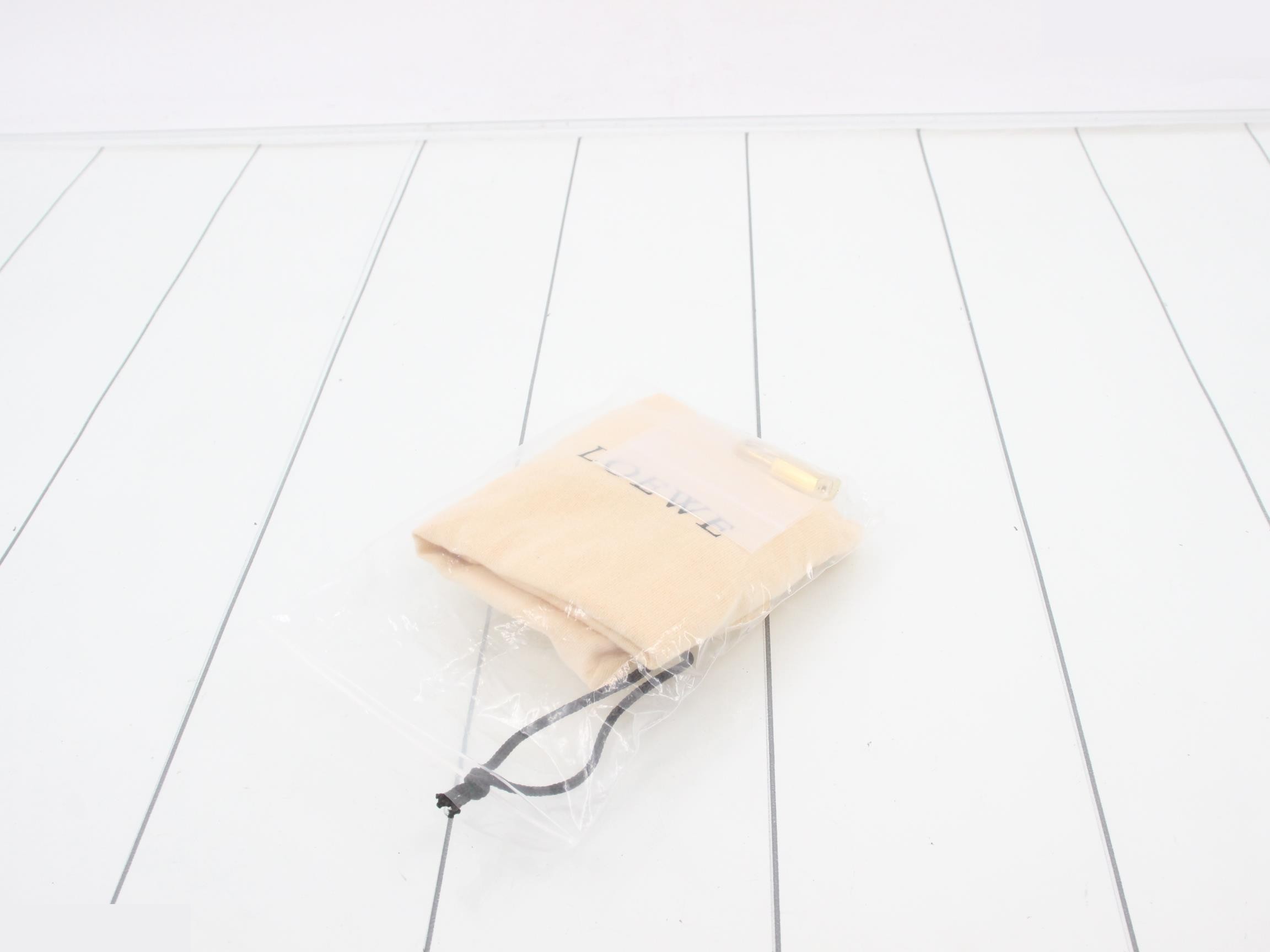 Anagram canvas shoulder bag — view 7