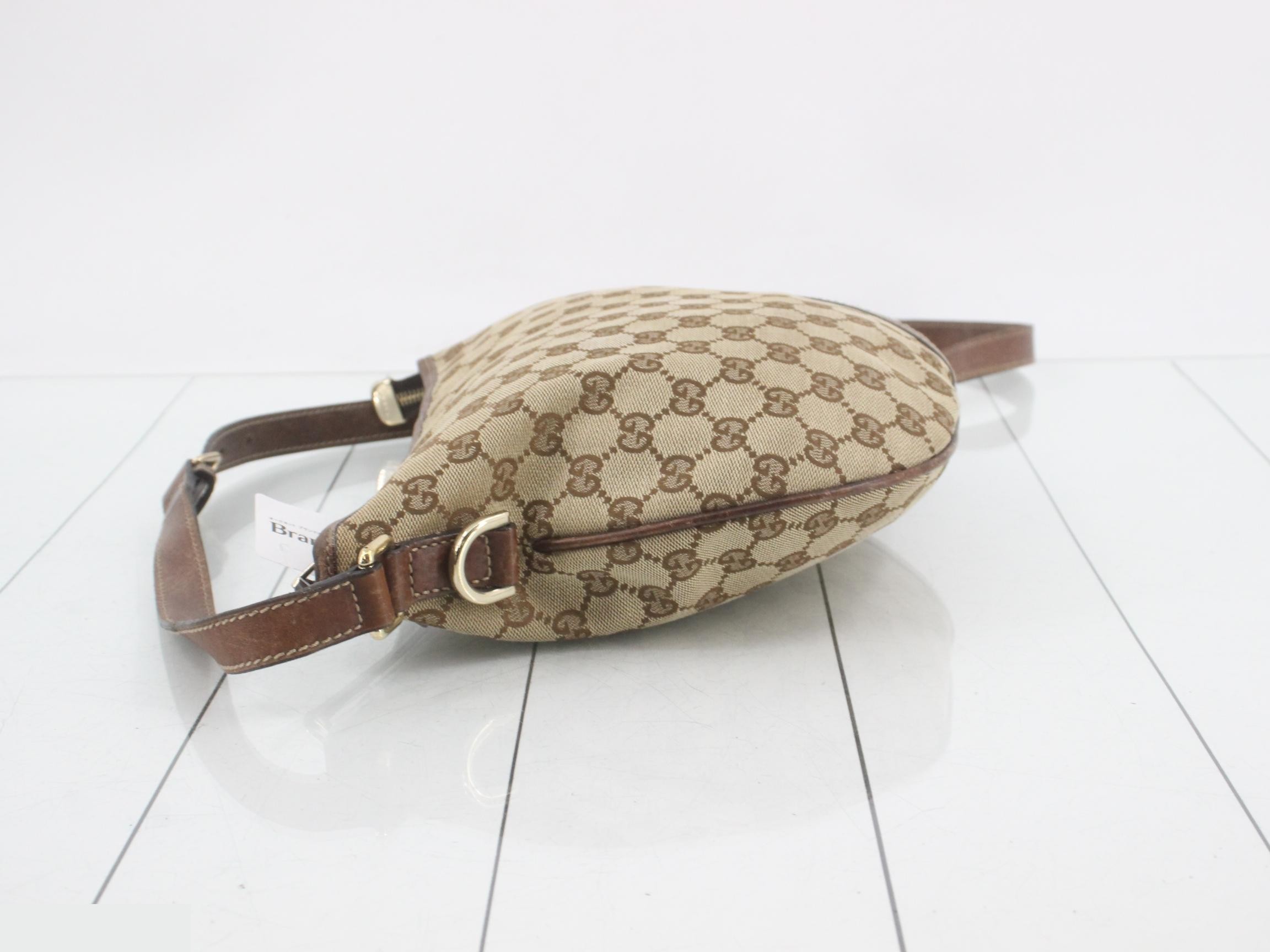 GG Canvas Interlocking Shoulder Bag — view 4