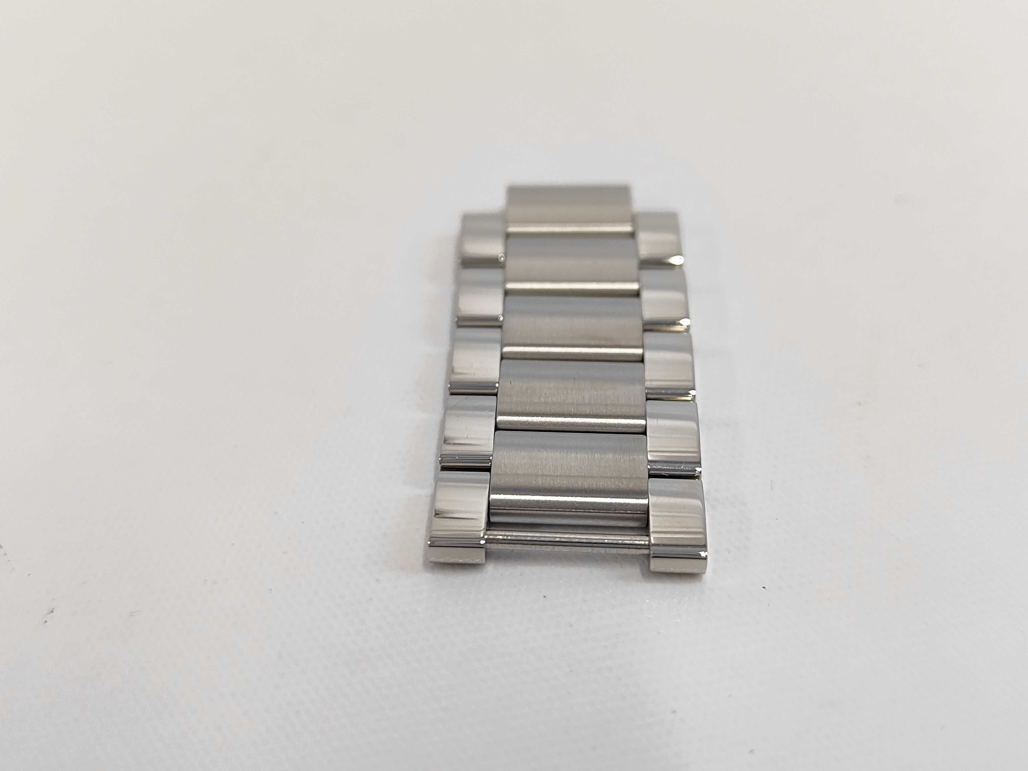 Monogram Watch Replacement Strap/Link Set and Other Accessories — view 5