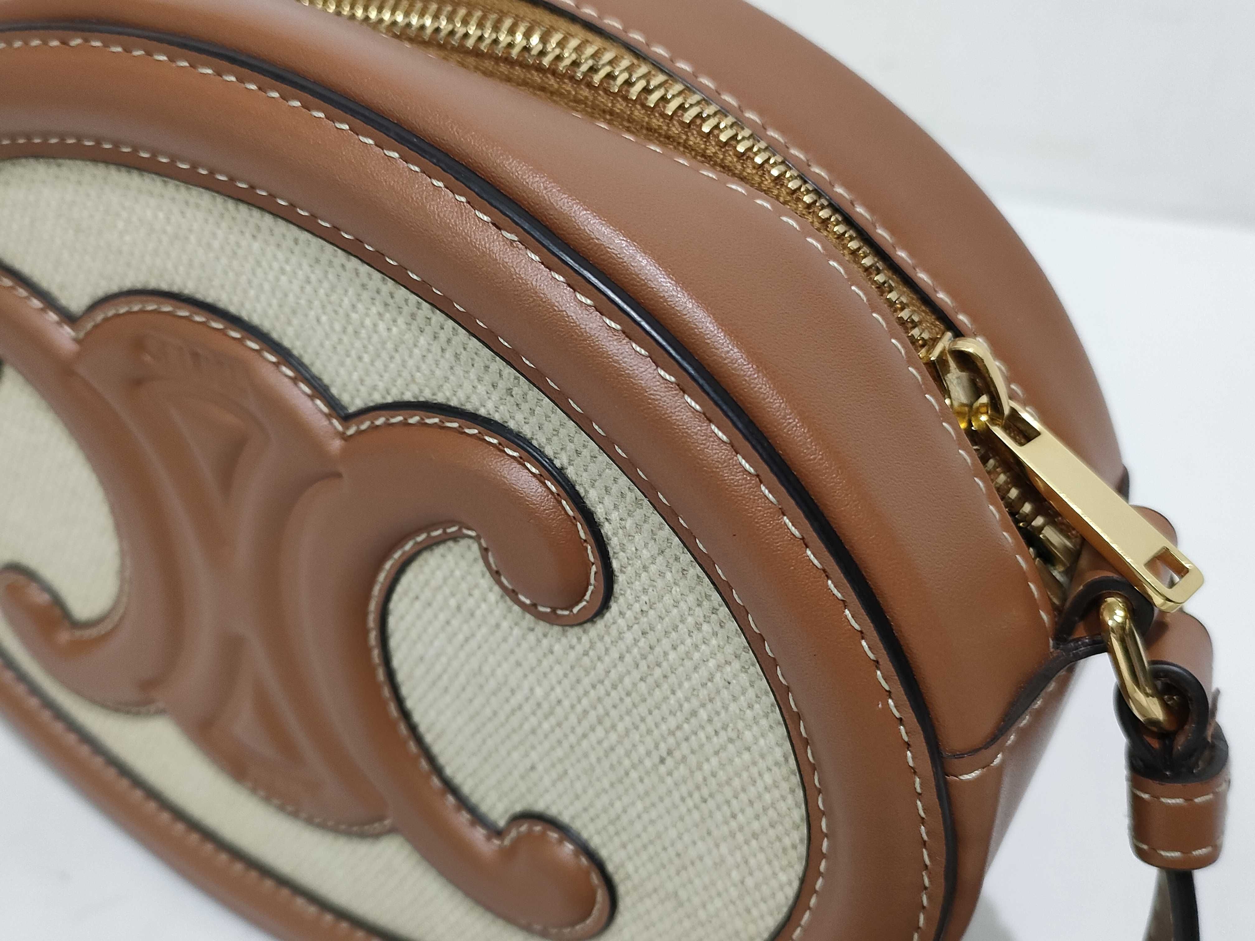Oval Purse Cuir Triomphe Canvas Calfskin Natural Tan 198602EFL Shoulder Bag — view 15