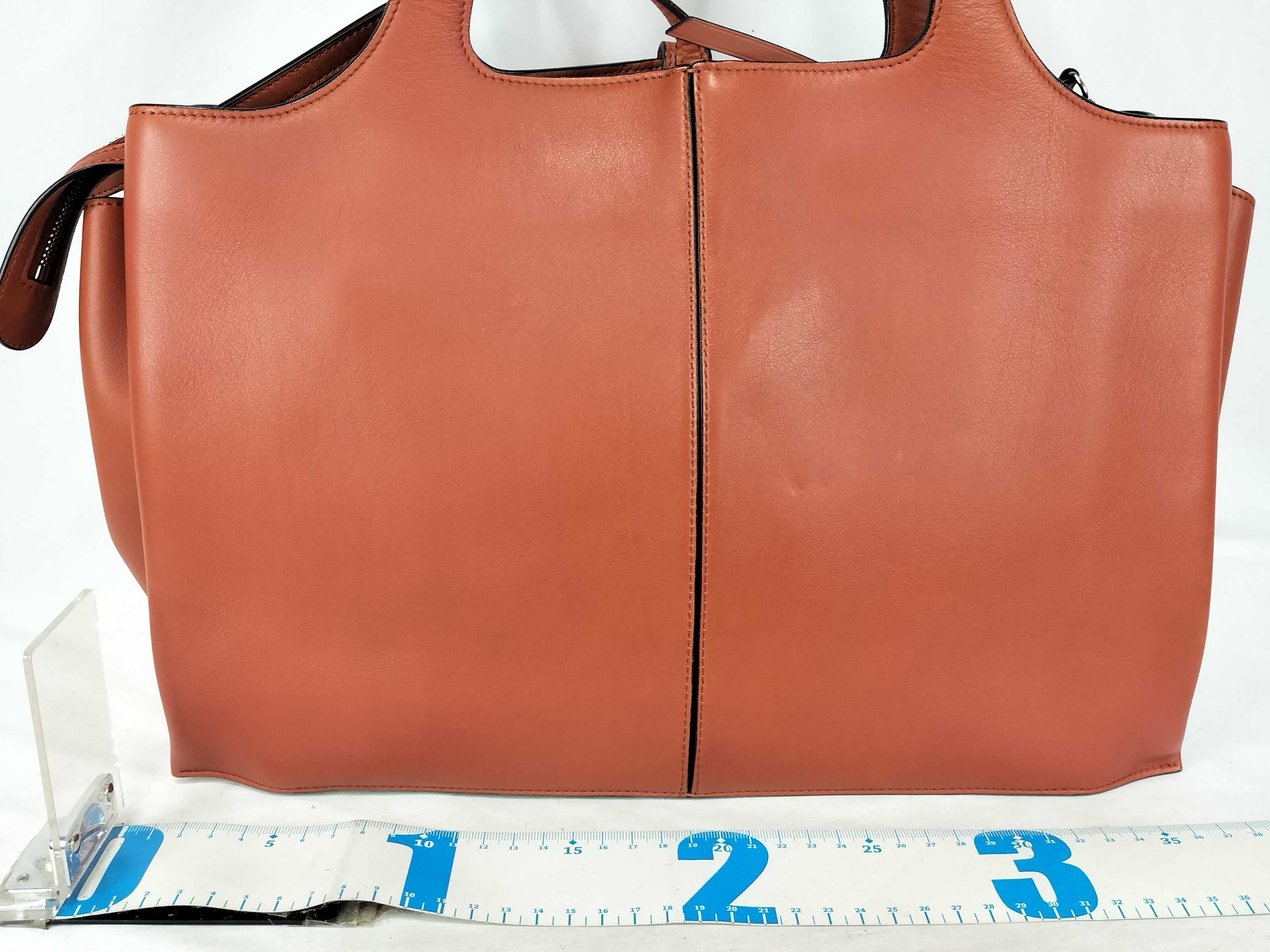 handbag, orange handbag — view 2