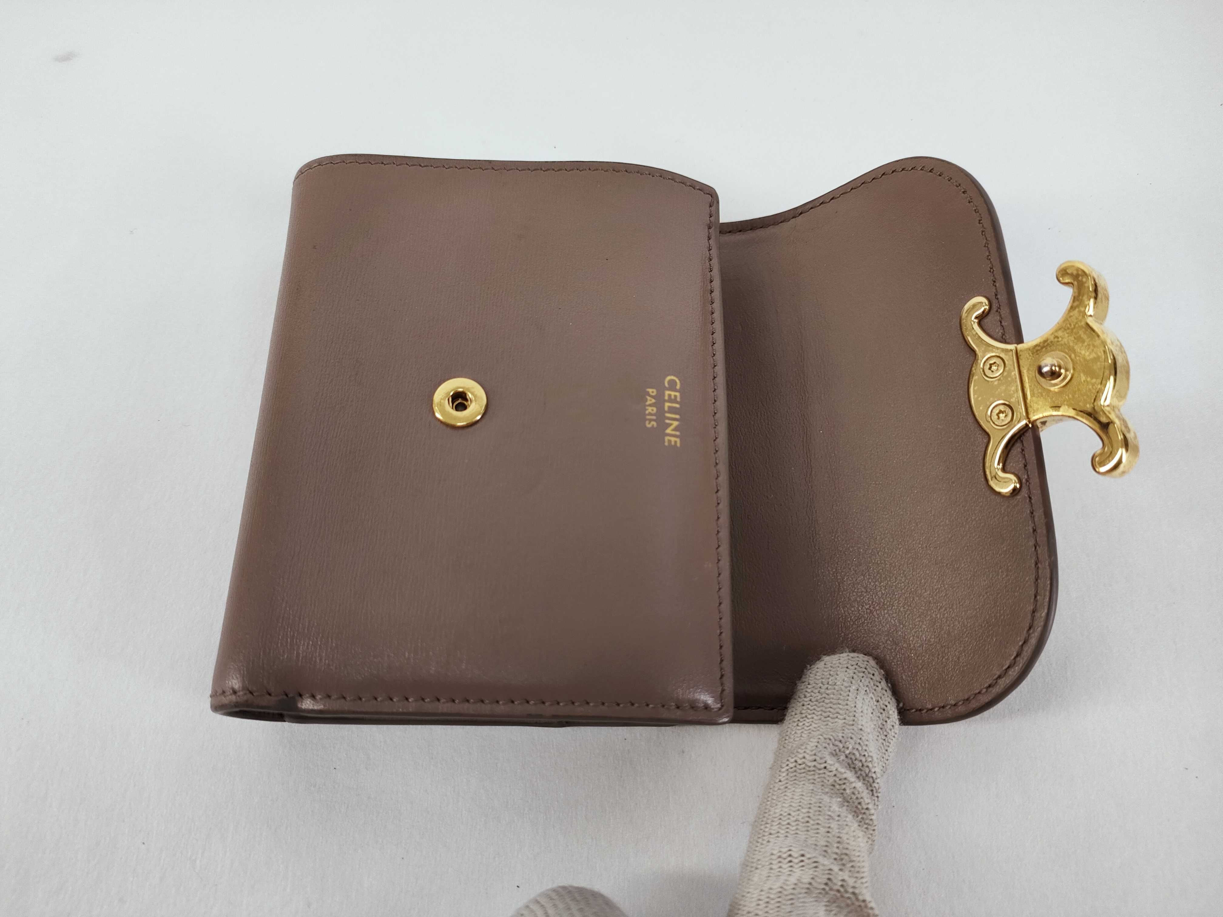 Triomphe Small Flap Wallet, Greige — view 9