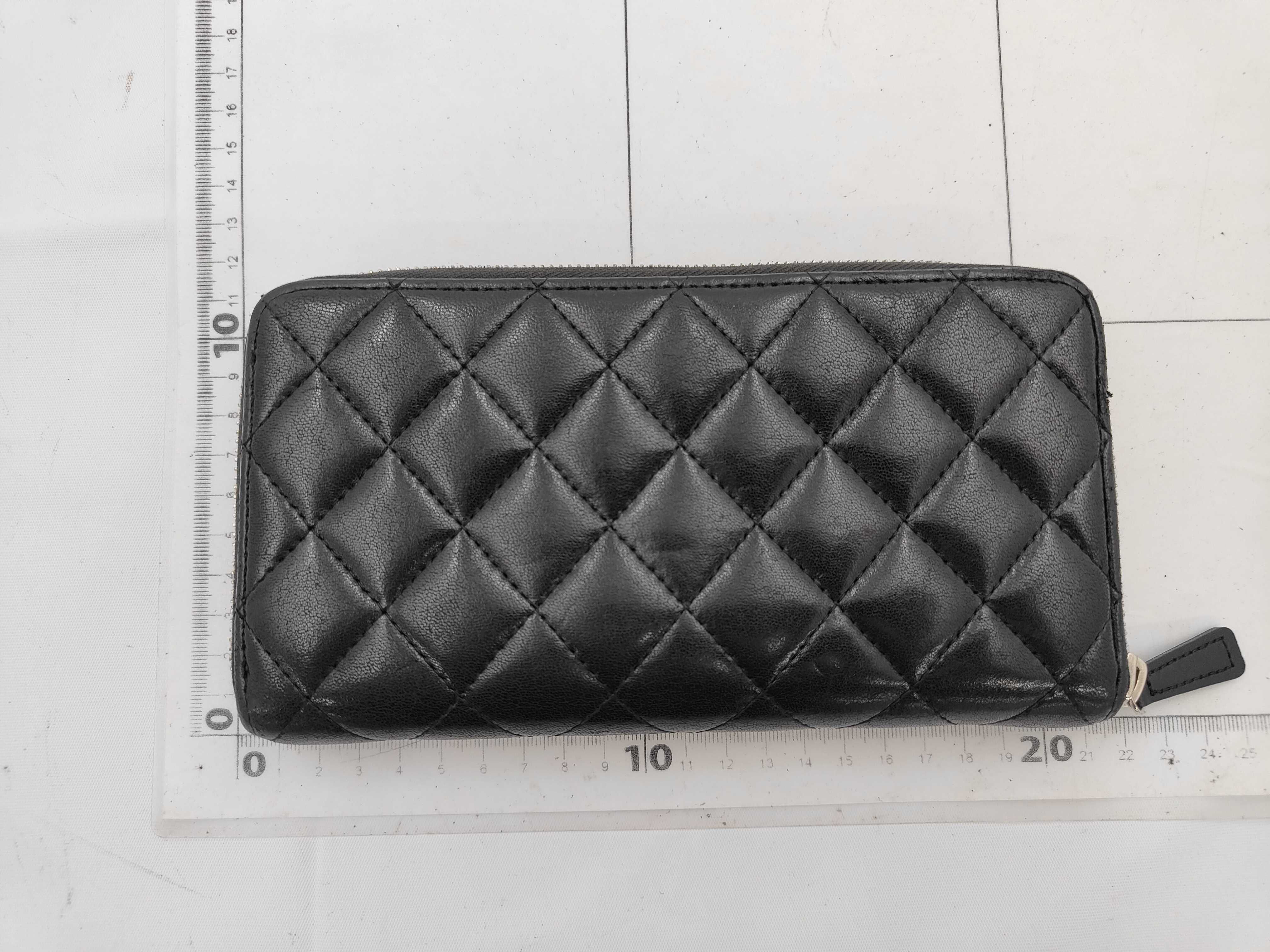 Matelassé Lambskin Round Zipper Wallet with Coco Mark Seal (Serial Number 24) - Gift Item, Other Accessories — view 2