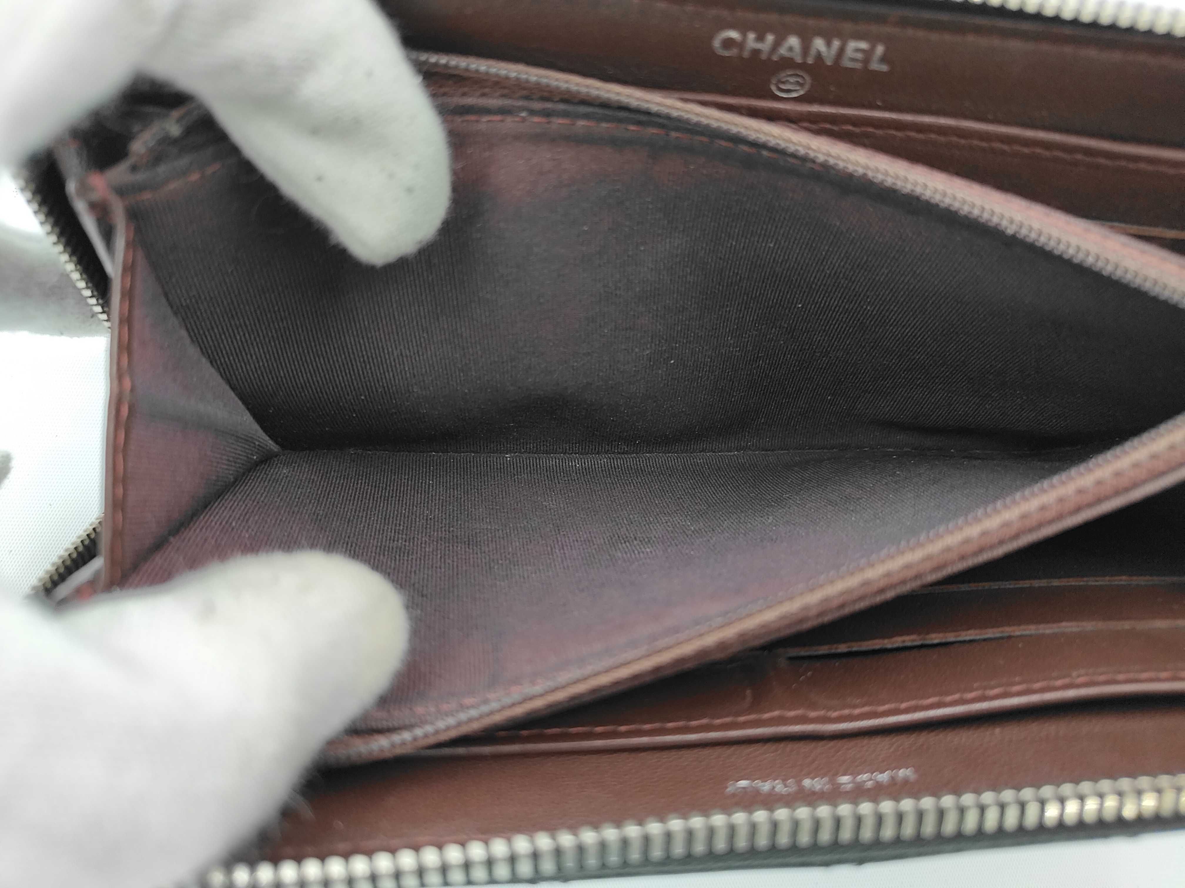 Matelassé Lambskin Round Zipper Wallet with Coco Mark Seal (Serial Number 24) - Gift Item, Other Accessories — view 5