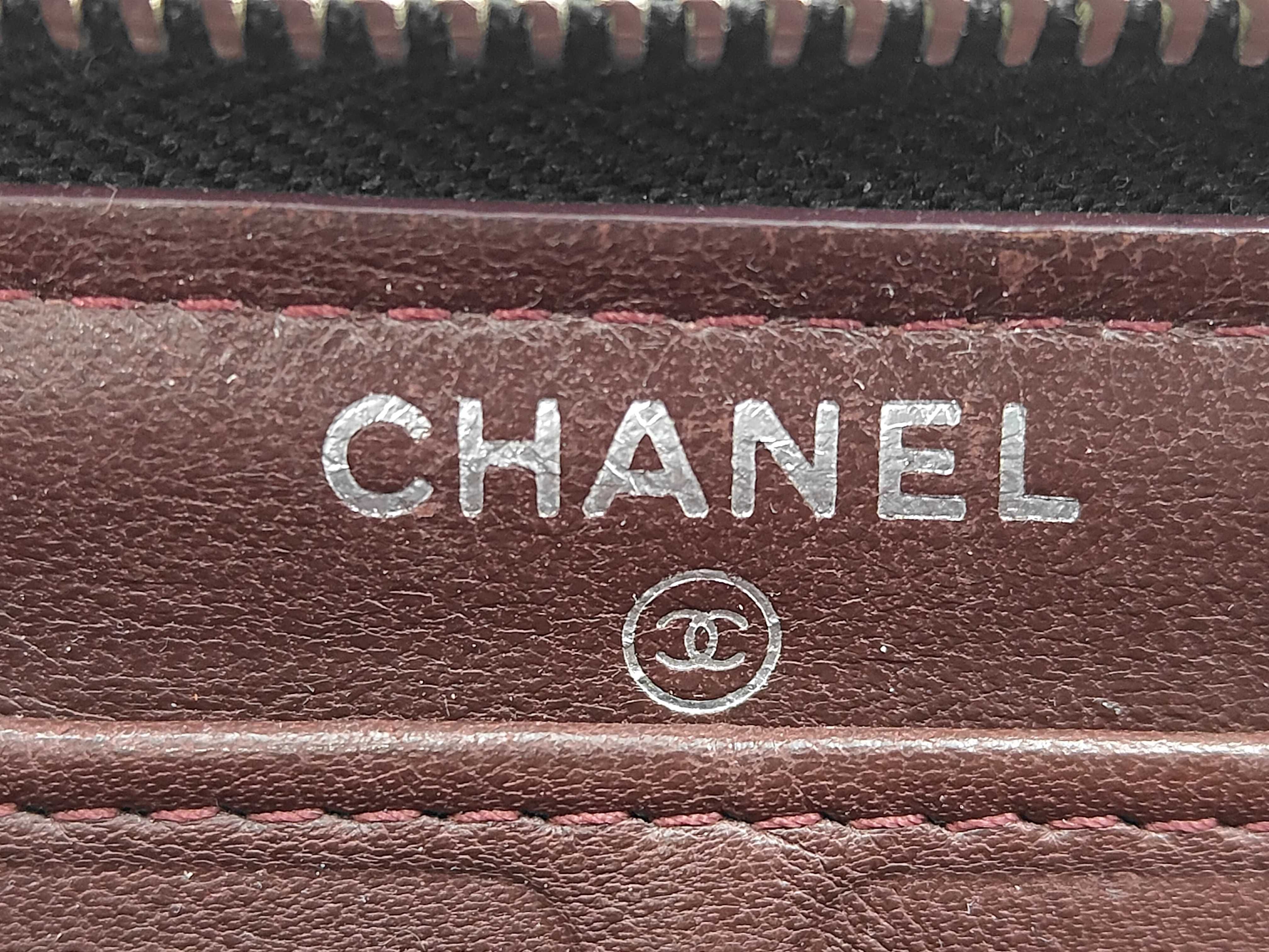 Matelassé Lambskin Round Zipper Wallet with Coco Mark Seal (Serial Number 24) - Gift Item, Other Accessories — view 6