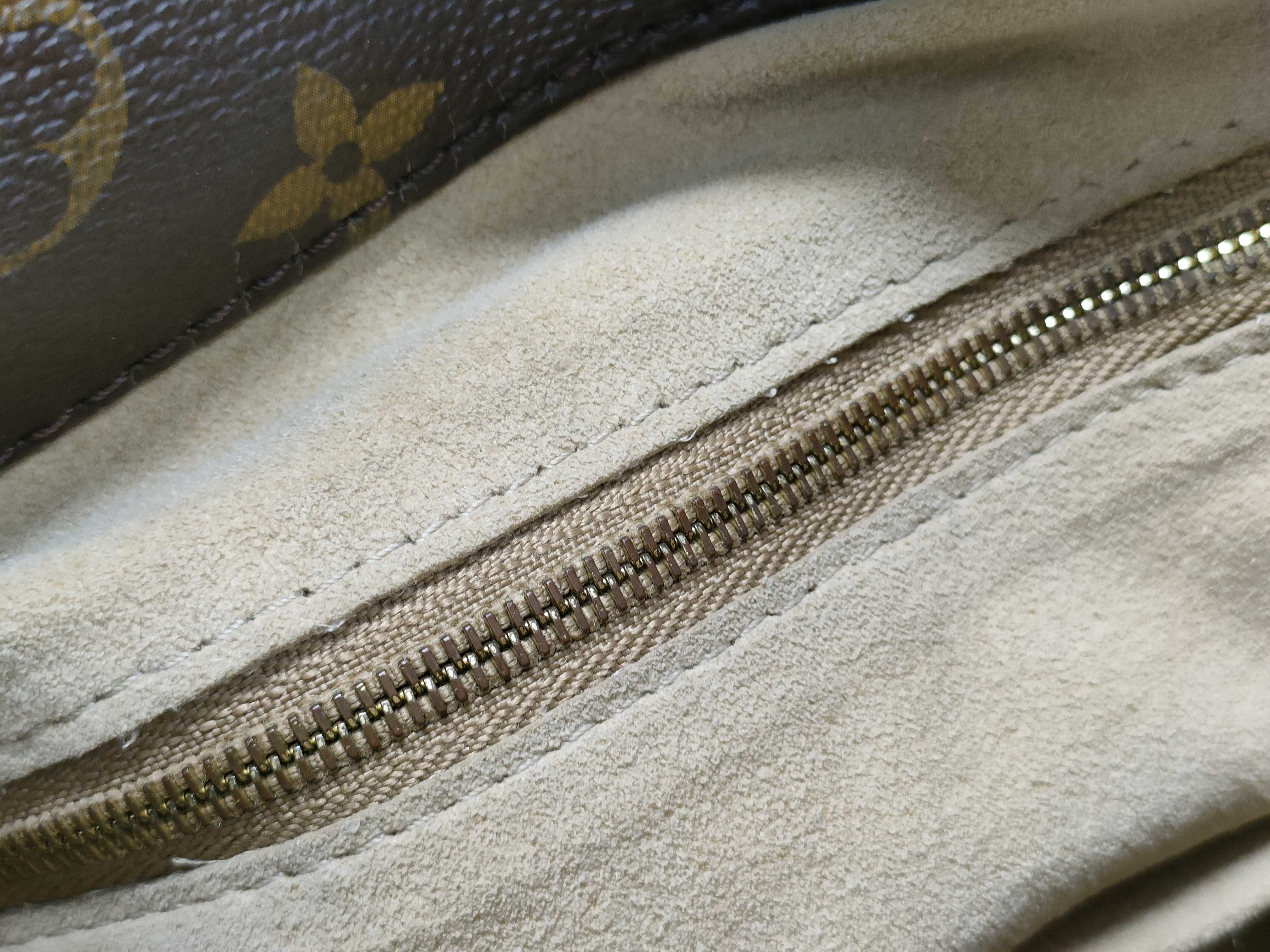 Monogram Louis Vuitton Monogram Handbag — view 11