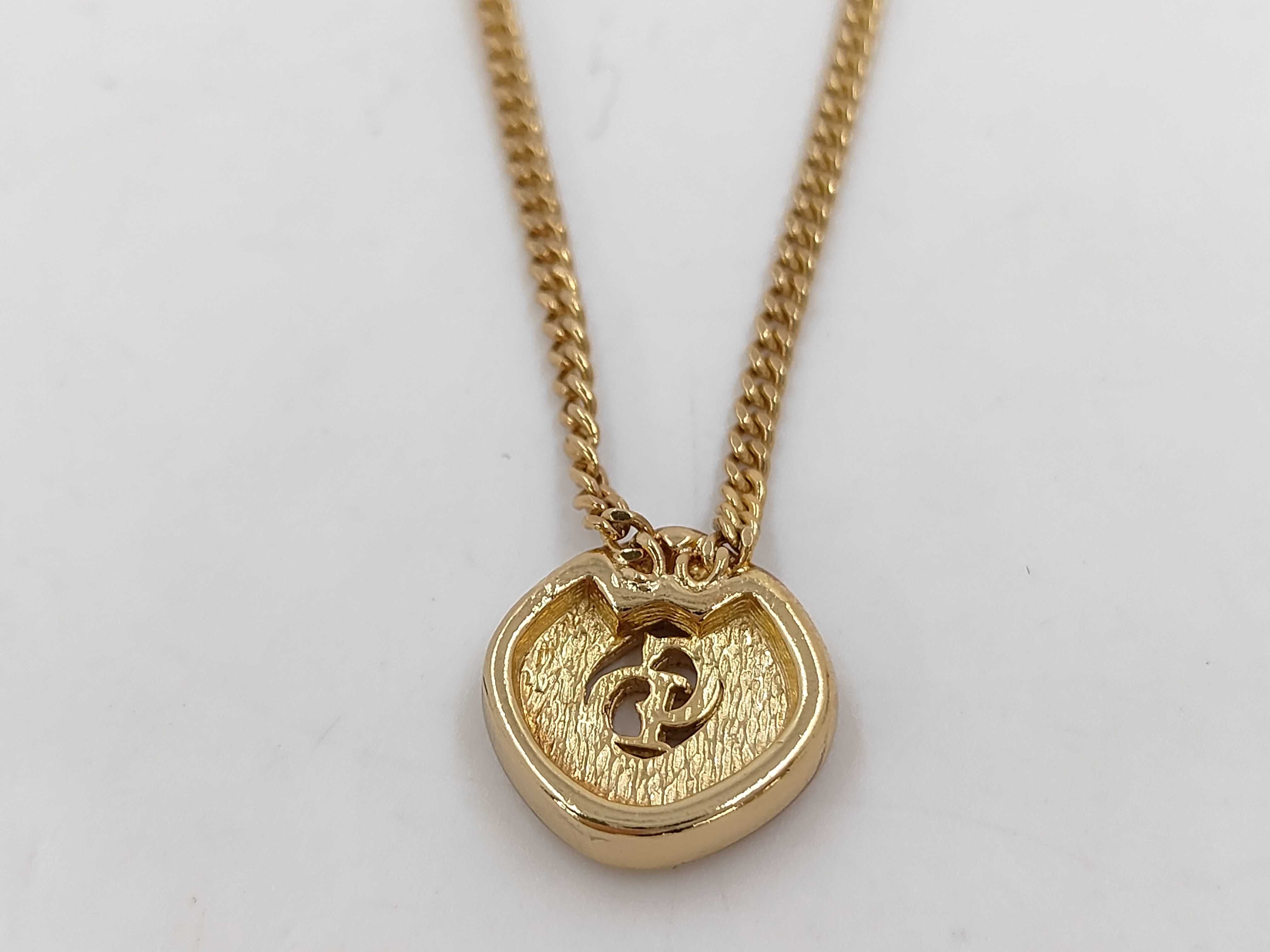 necklace — view 4