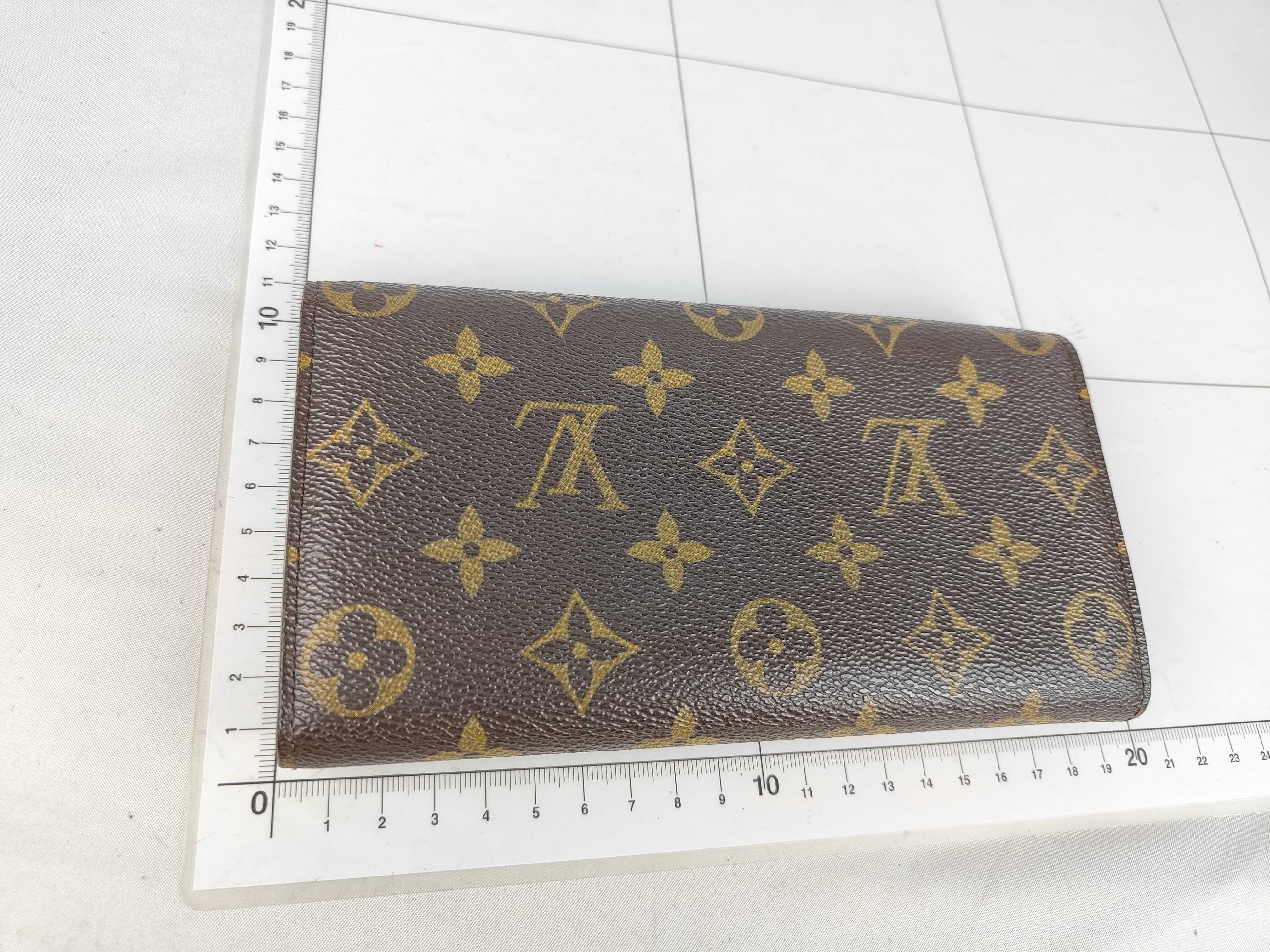 Monogram Portefeuille Sarah Wallet — view 2