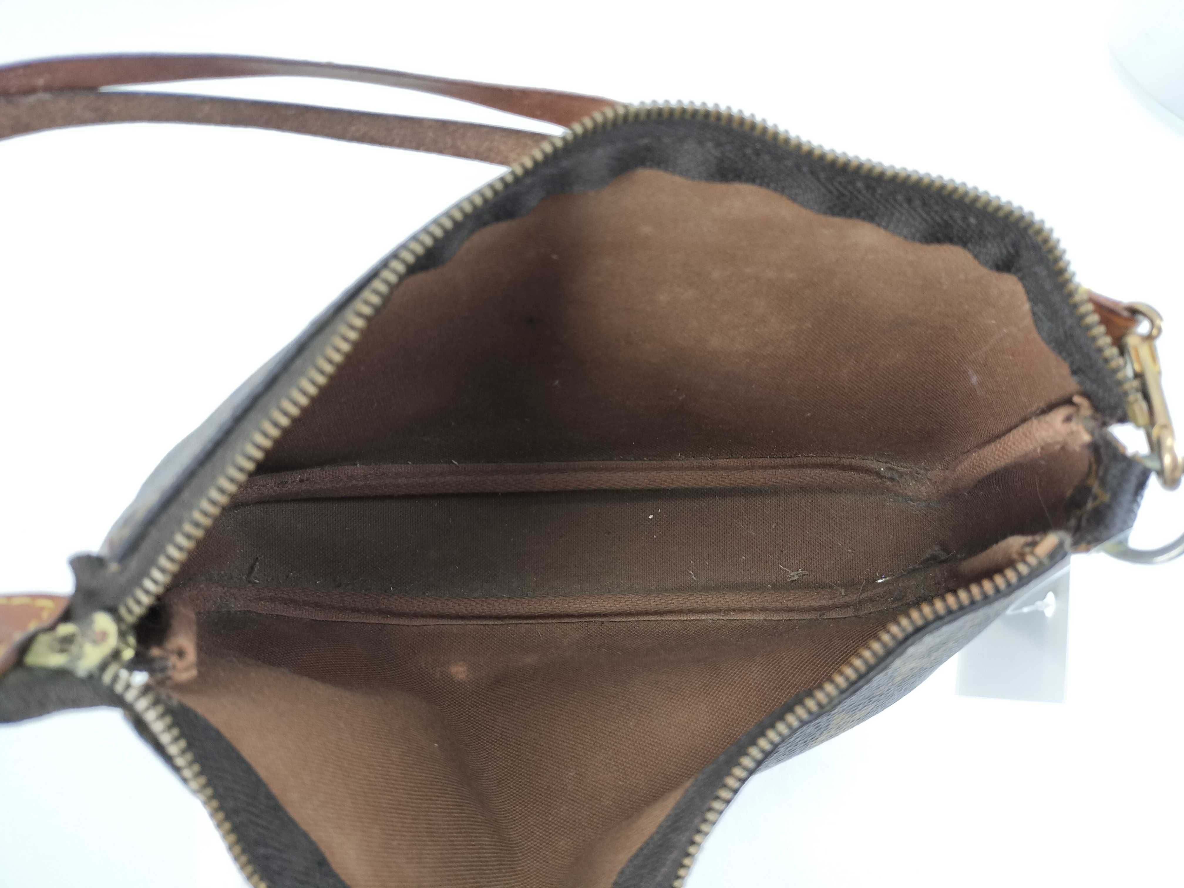 Monogram Pochette Accessoires M51980 (chain broken) — view 11