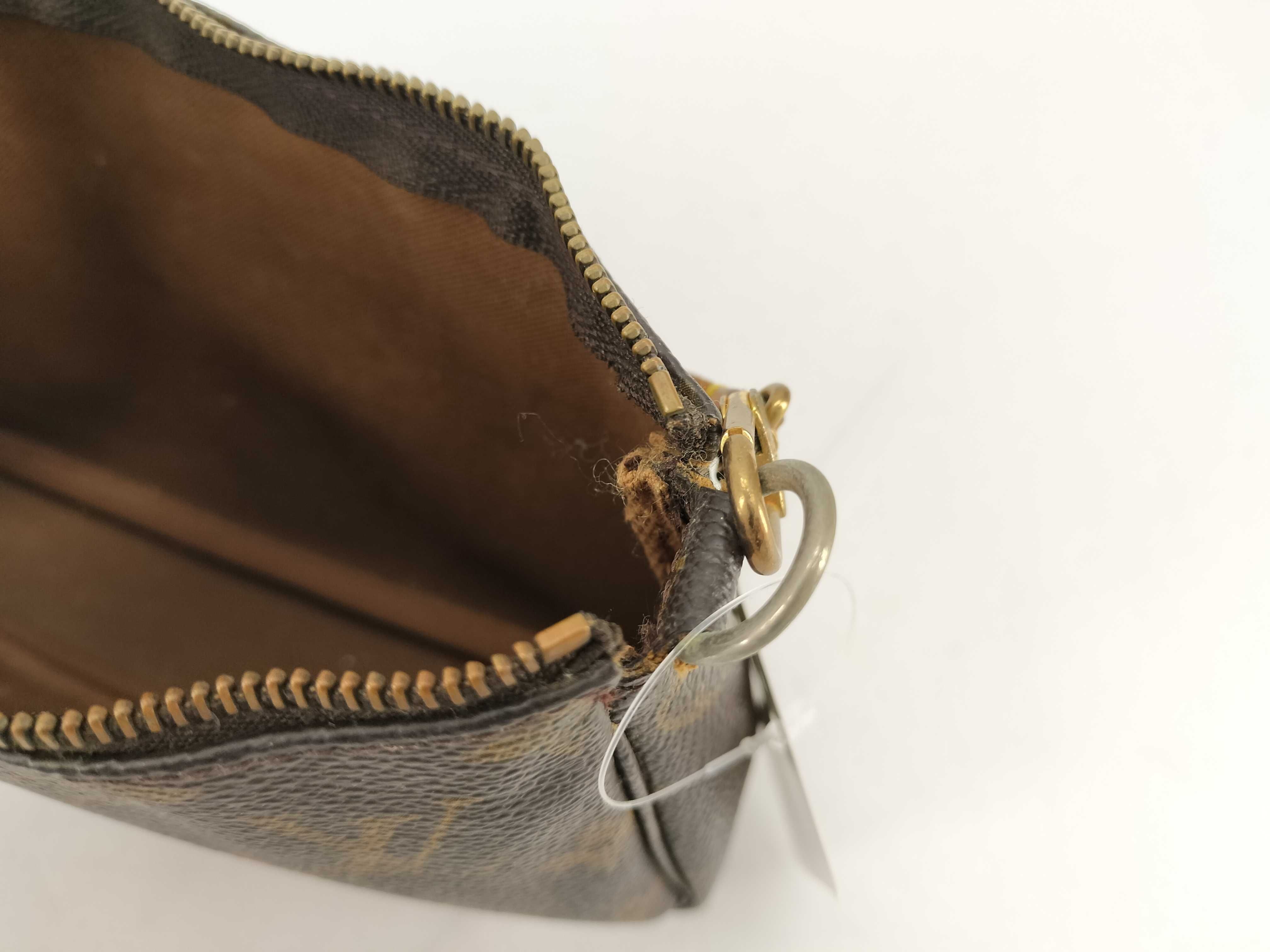 Monogram Pochette Accessoires M51980 (chain broken) — view 13