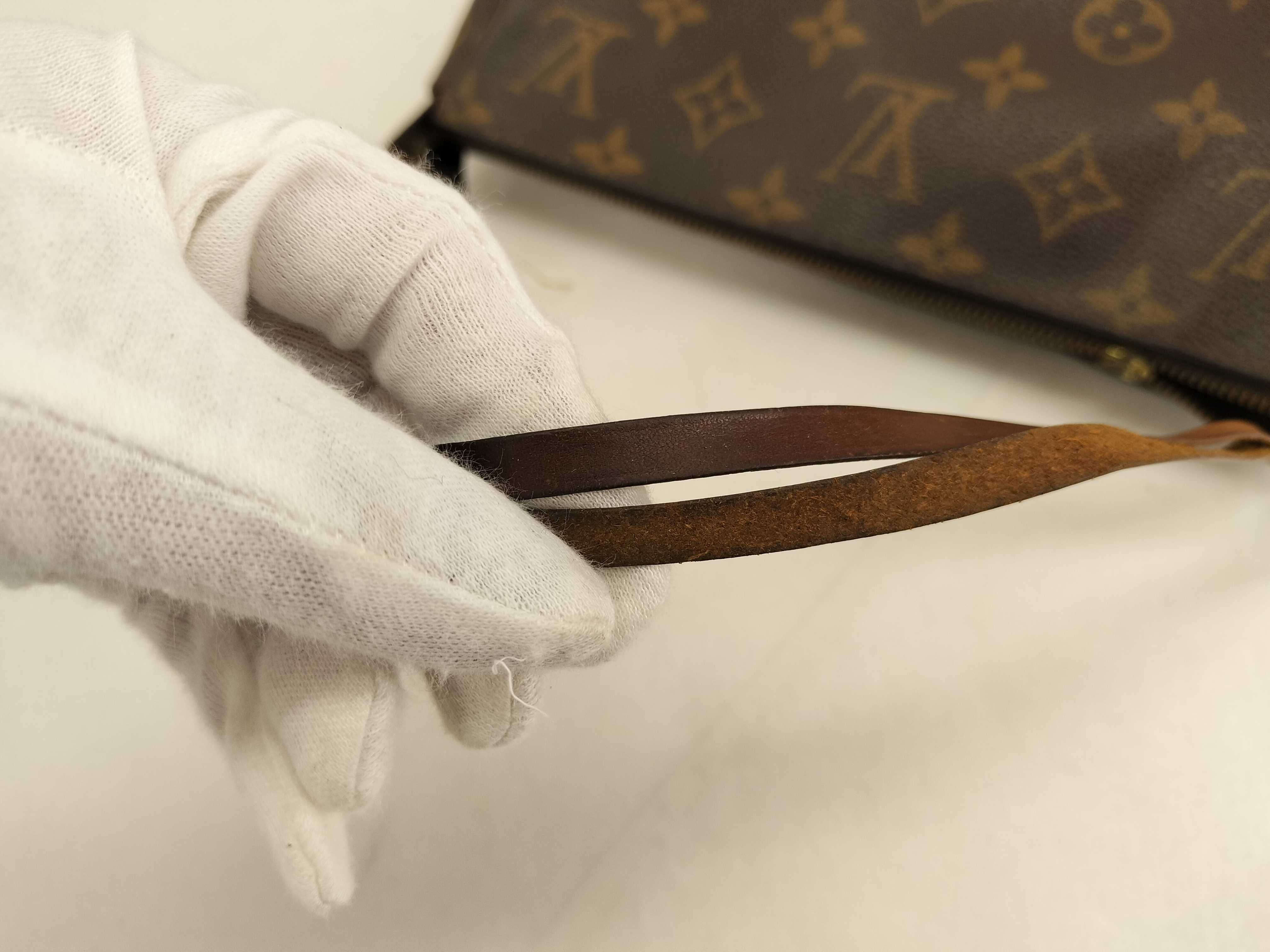 Monogram Pochette Accessoires M51980 (chain broken) — view 4