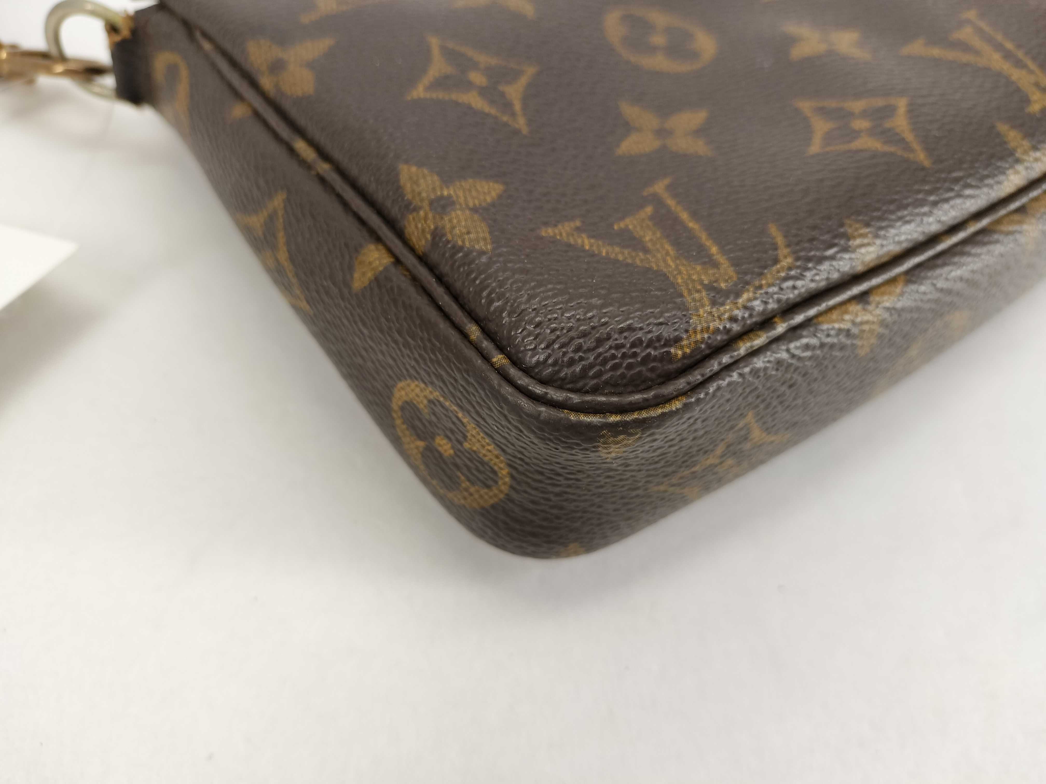 Monogram Pochette Accessoires M51980 (chain broken) — view 7