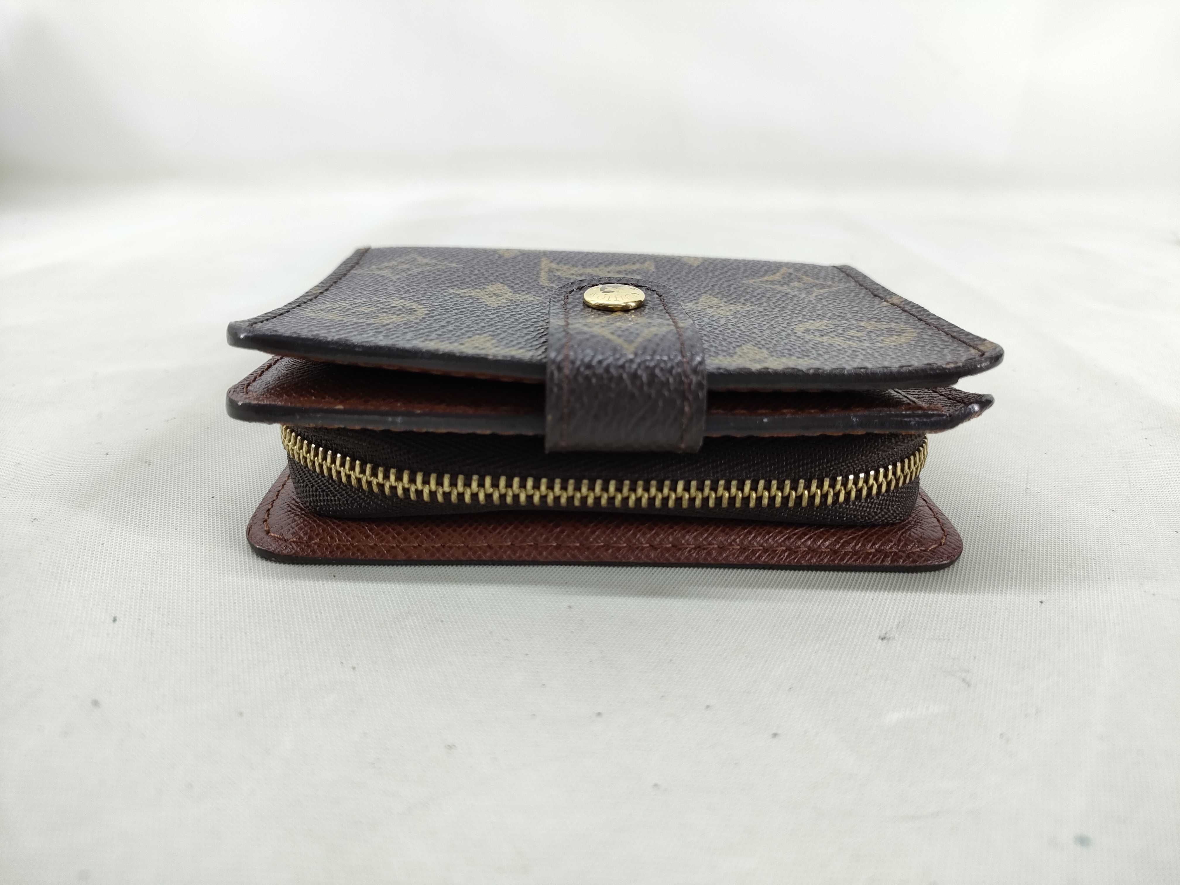 Monogram Louis Vuitton Compact Zip Wallet — view 15