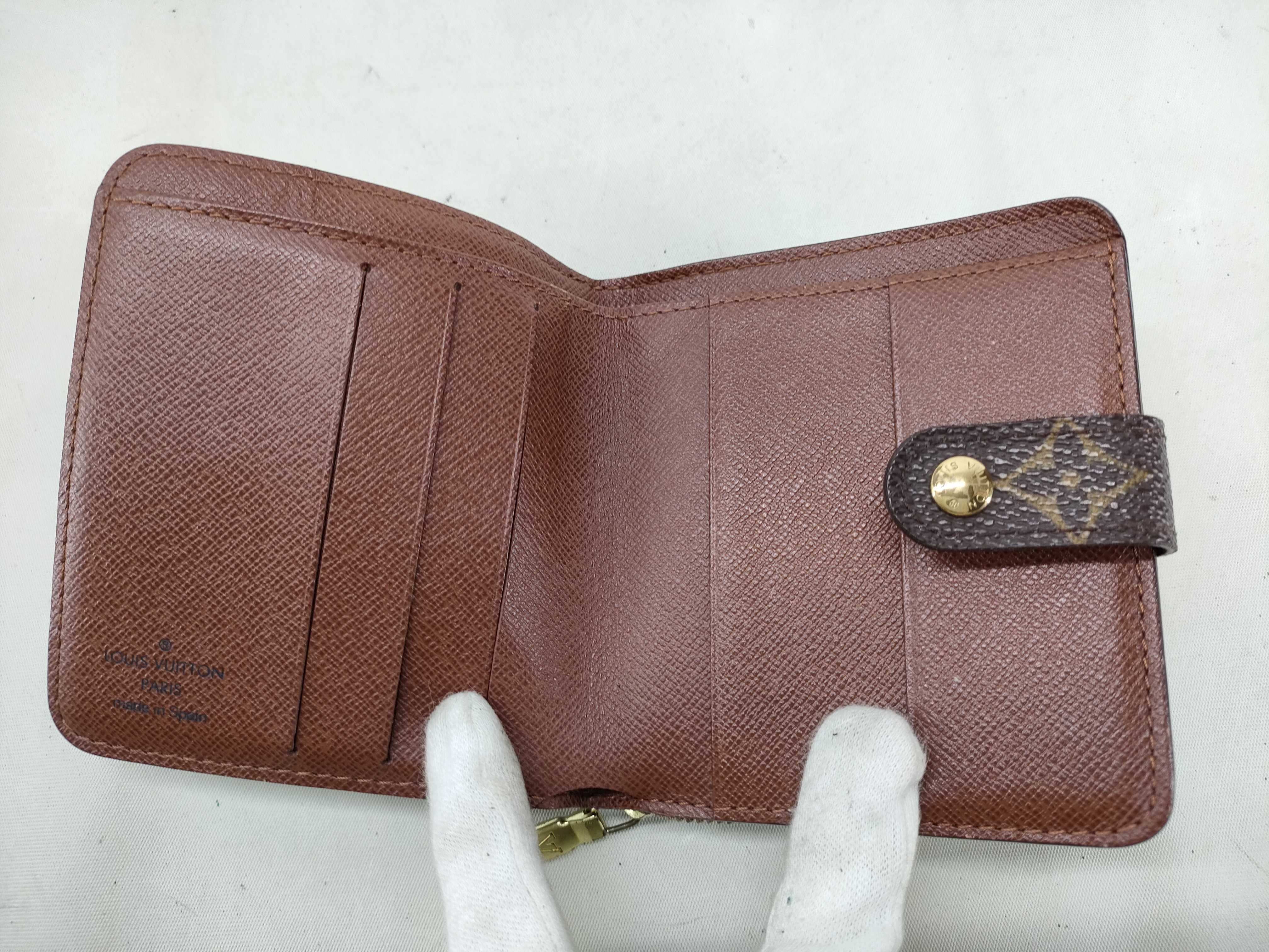 Monogram Louis Vuitton Compact Zip Wallet — view 8