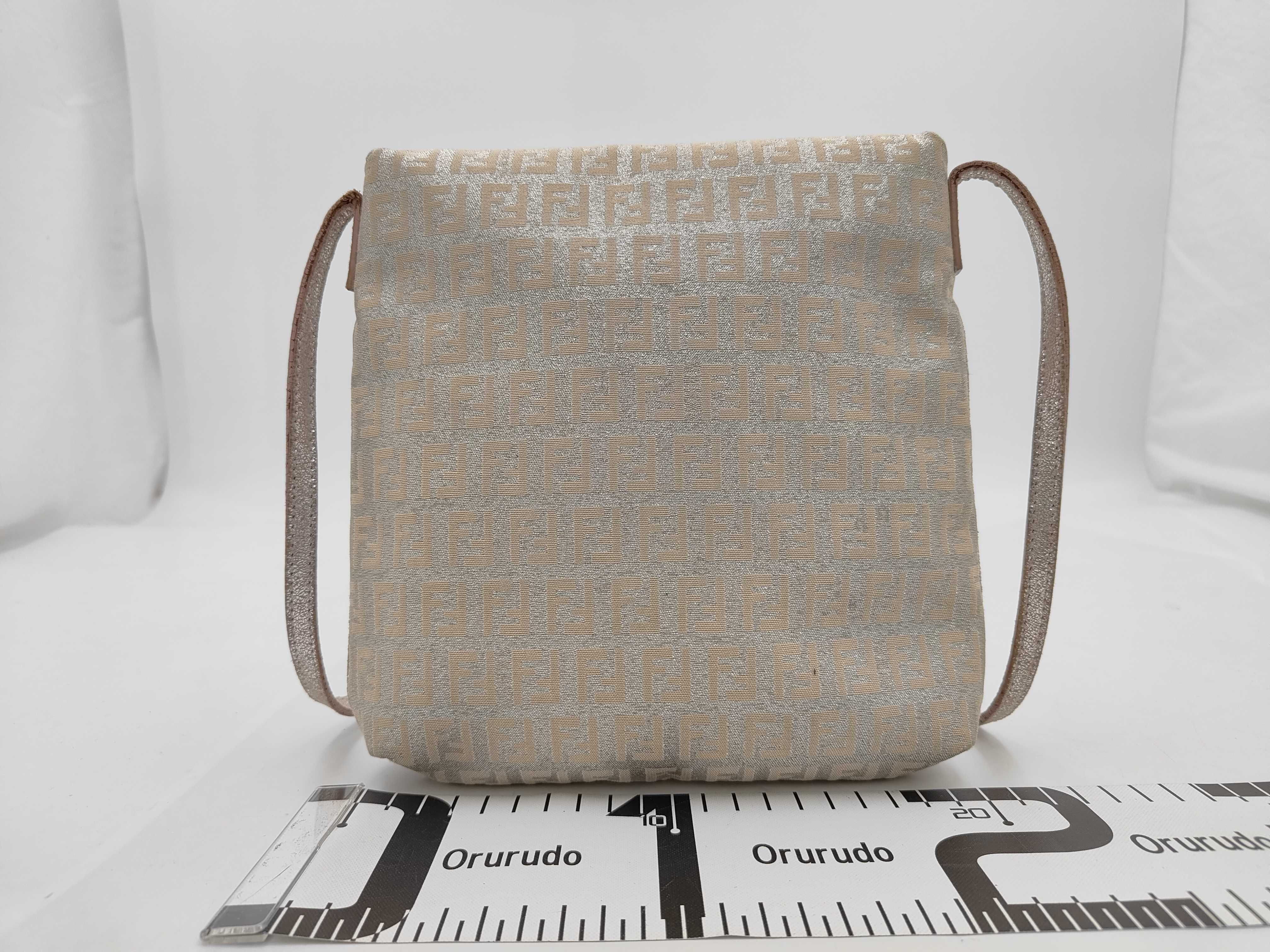 Zucchino Canvas Shoulder Bag — view 2