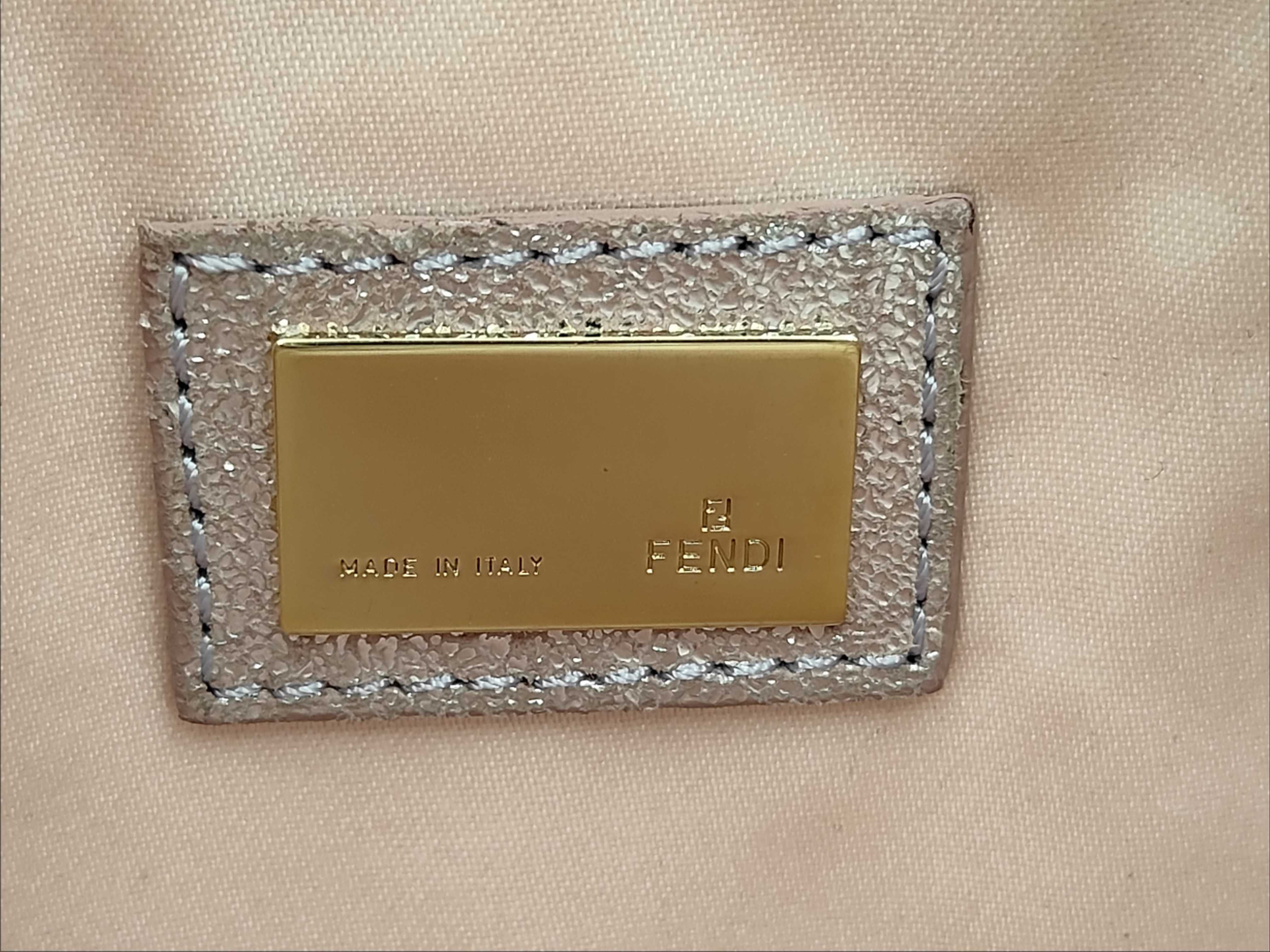 Zucchino Canvas Shoulder Bag — view 10