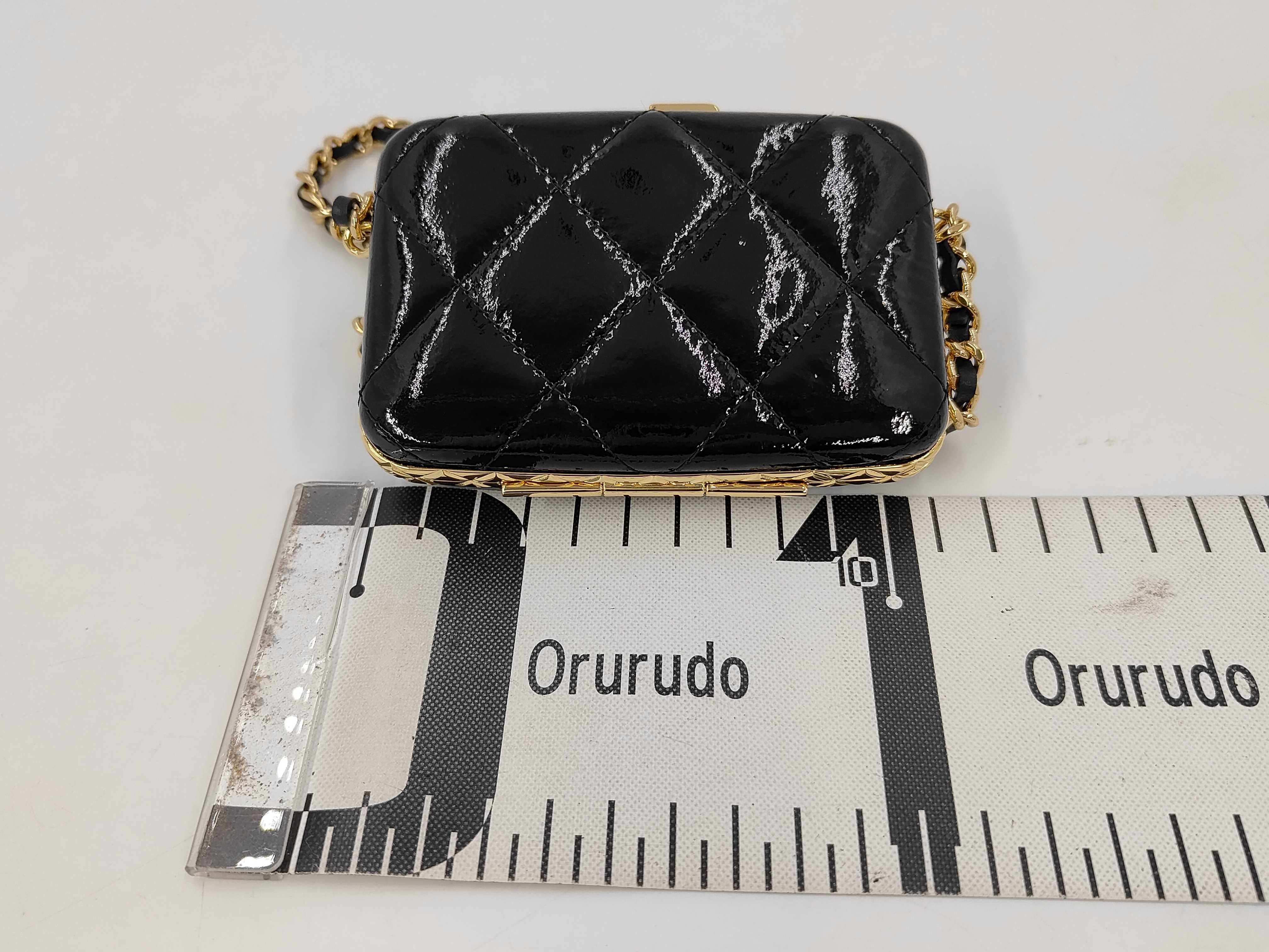 Matelassé Chain Shoulder Bag — view 2