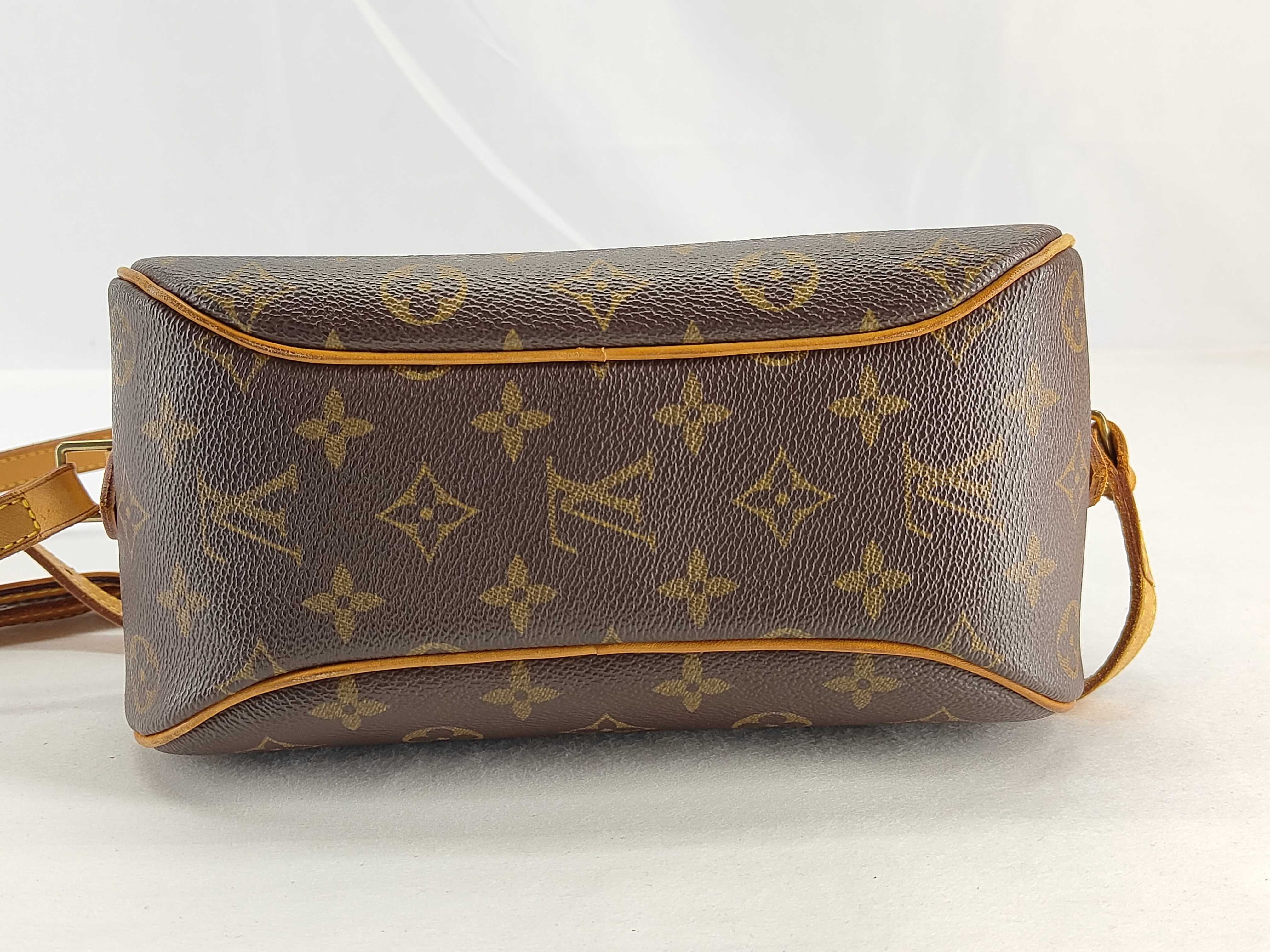 Monogram Louis Vuitton Monogram Blois M51221 BA0072 Brown Shoulder Bag — view 10
