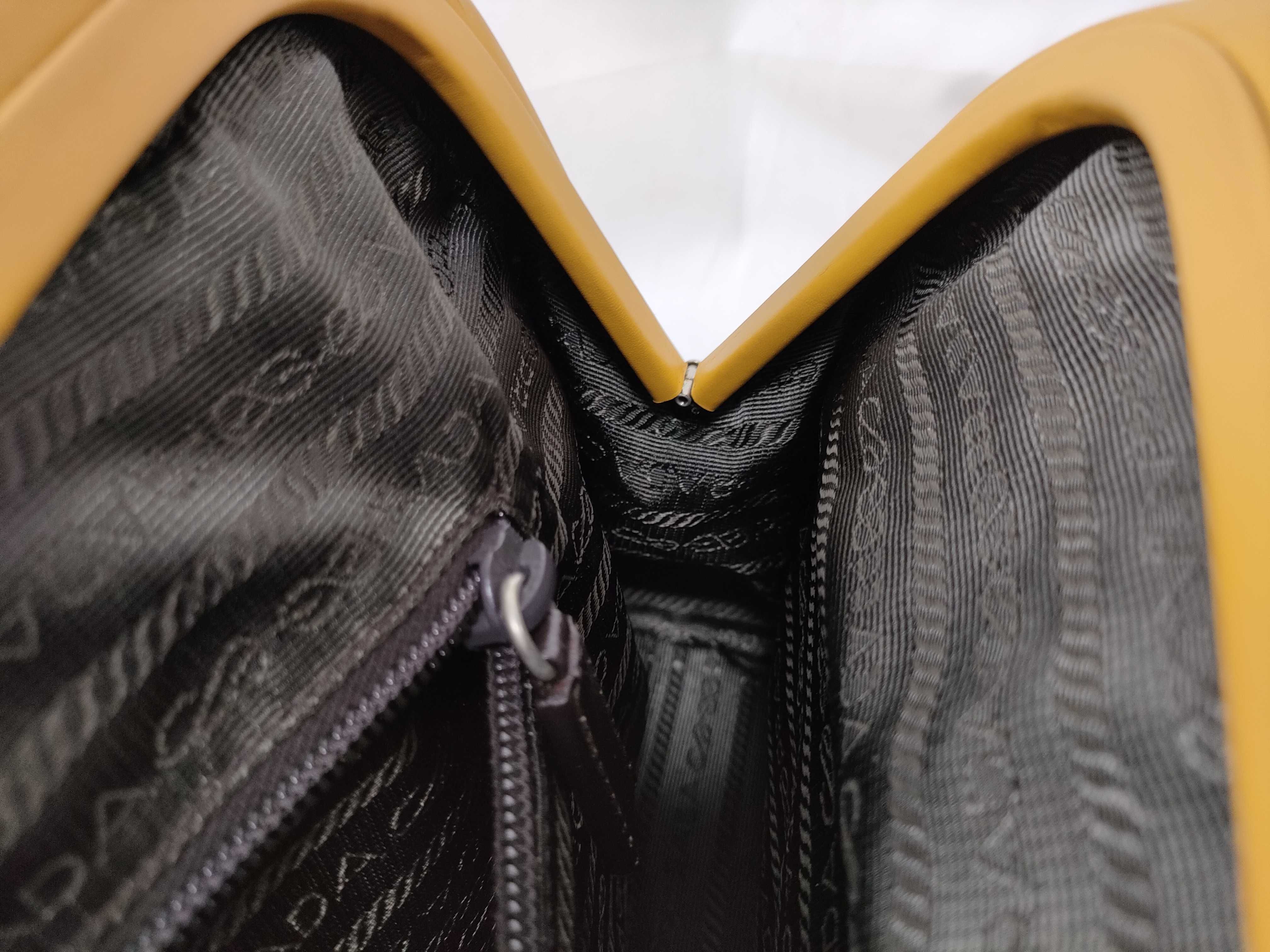 bag, yellow handbag — view 15