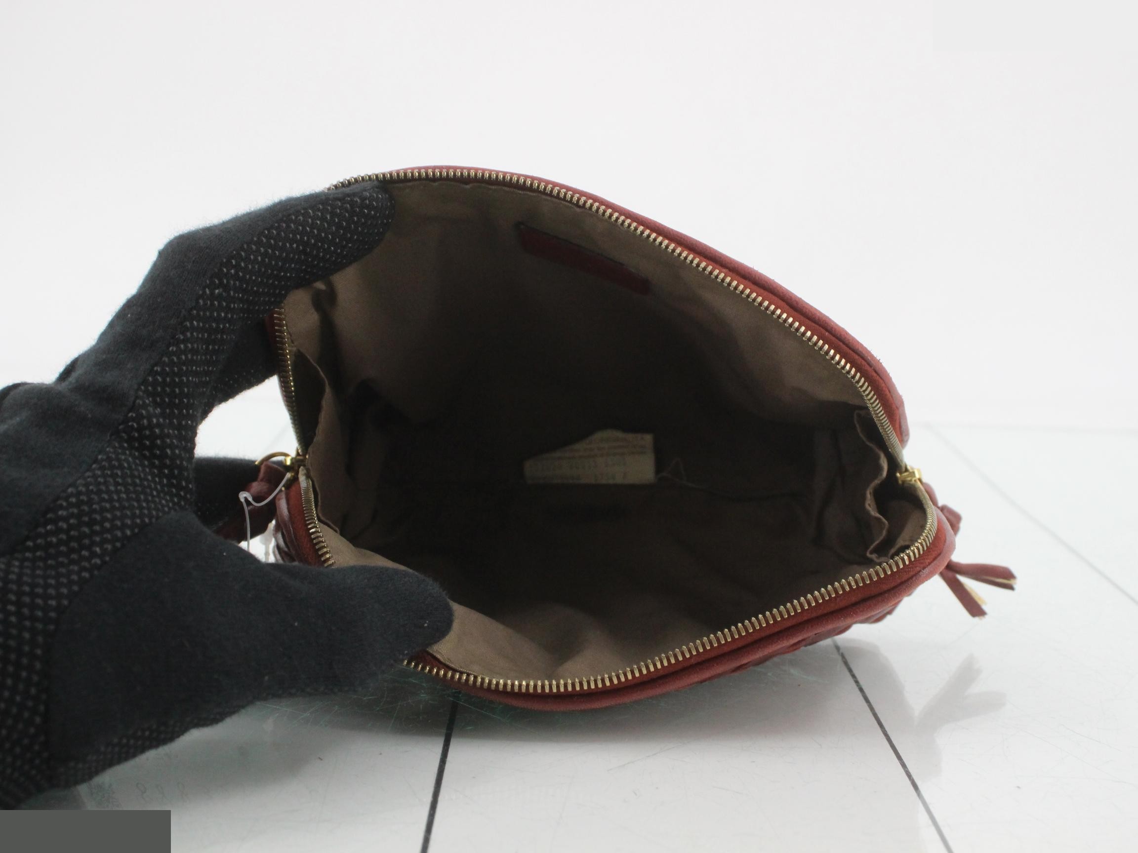 Intrecciato (bags) and pouches — view 4