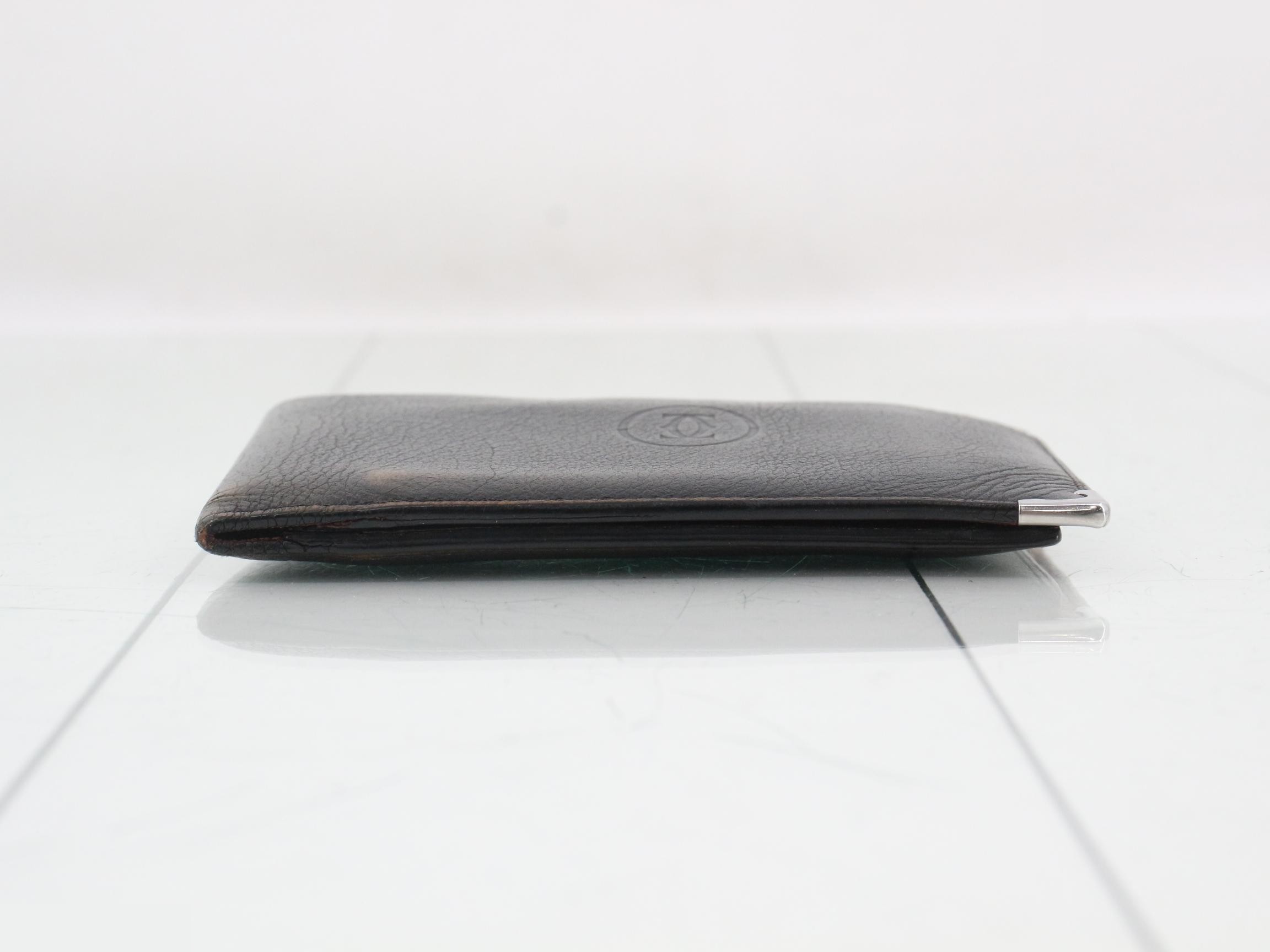 Must Line (Bags) and Wallets — view 3