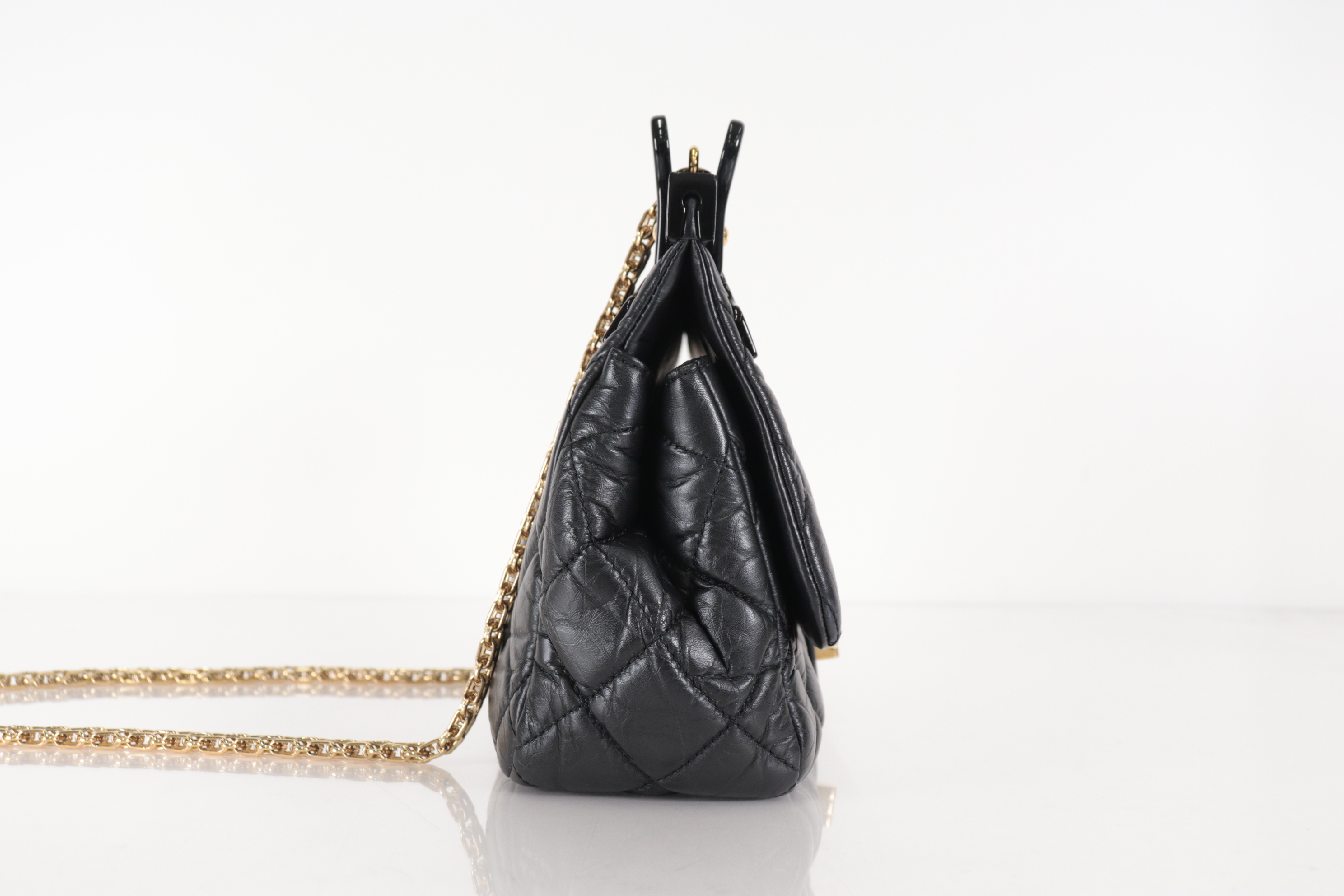 Matelassé 2.55 Hanger Motif Chain Shoulder Bag with Mirror (Serial Number 23) — view 4