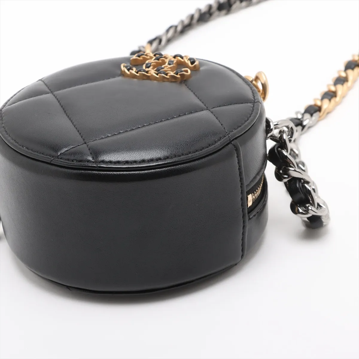19 Lambskin Chain Shoulder Bag Round Black Gold x Silver Hardware Random Serial — view 3