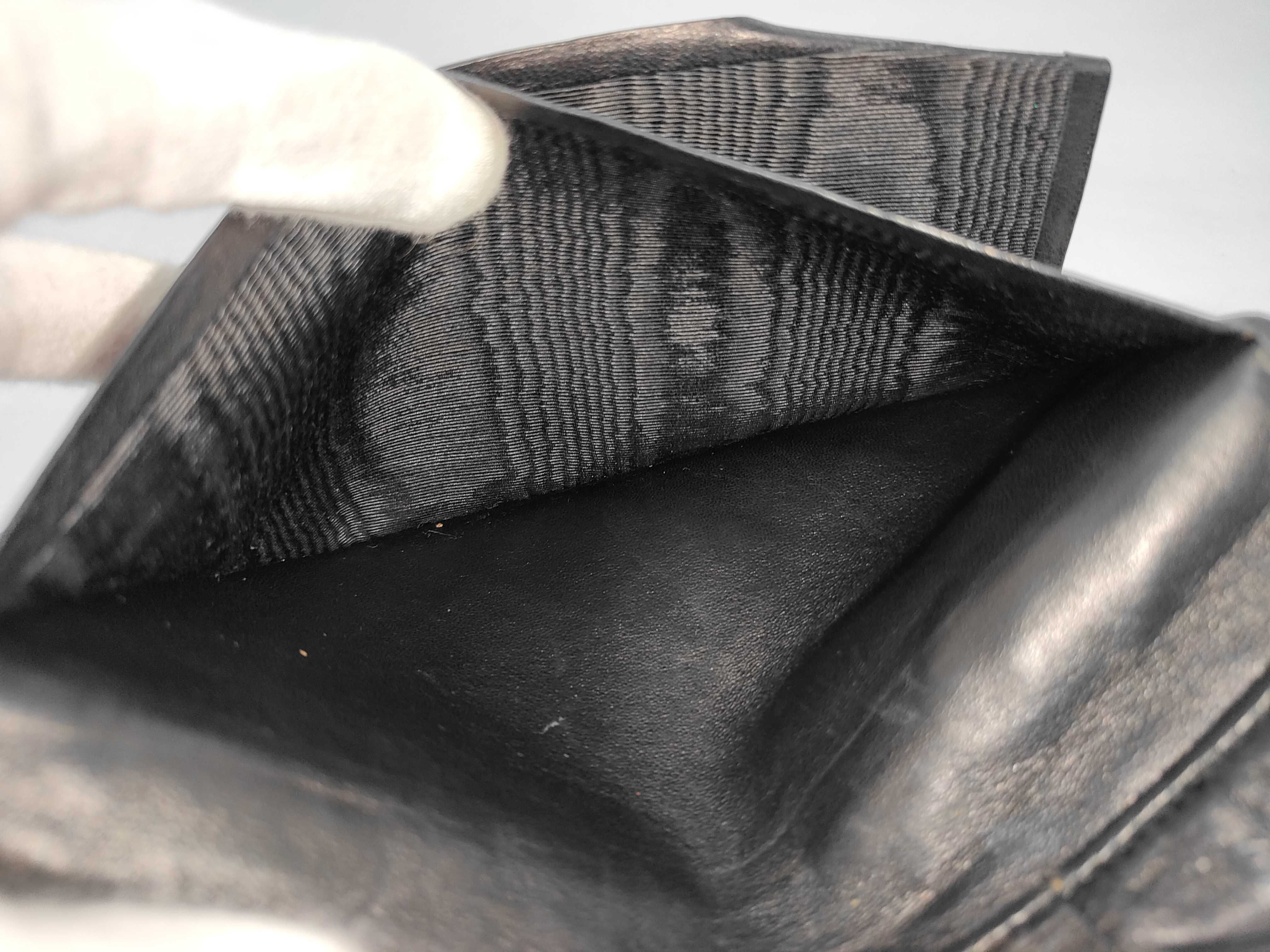 black wallet — view 5