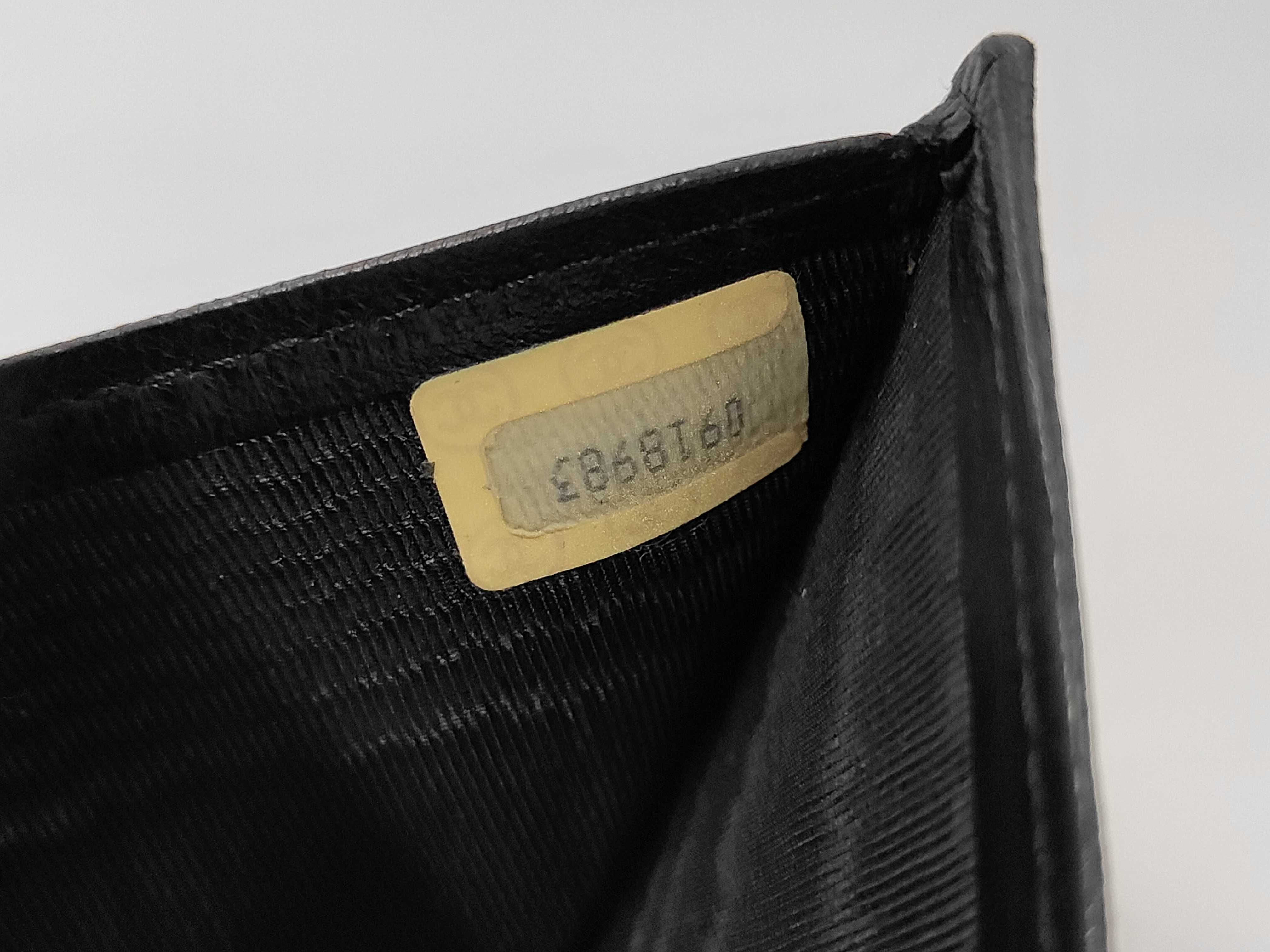 black wallet — view 9