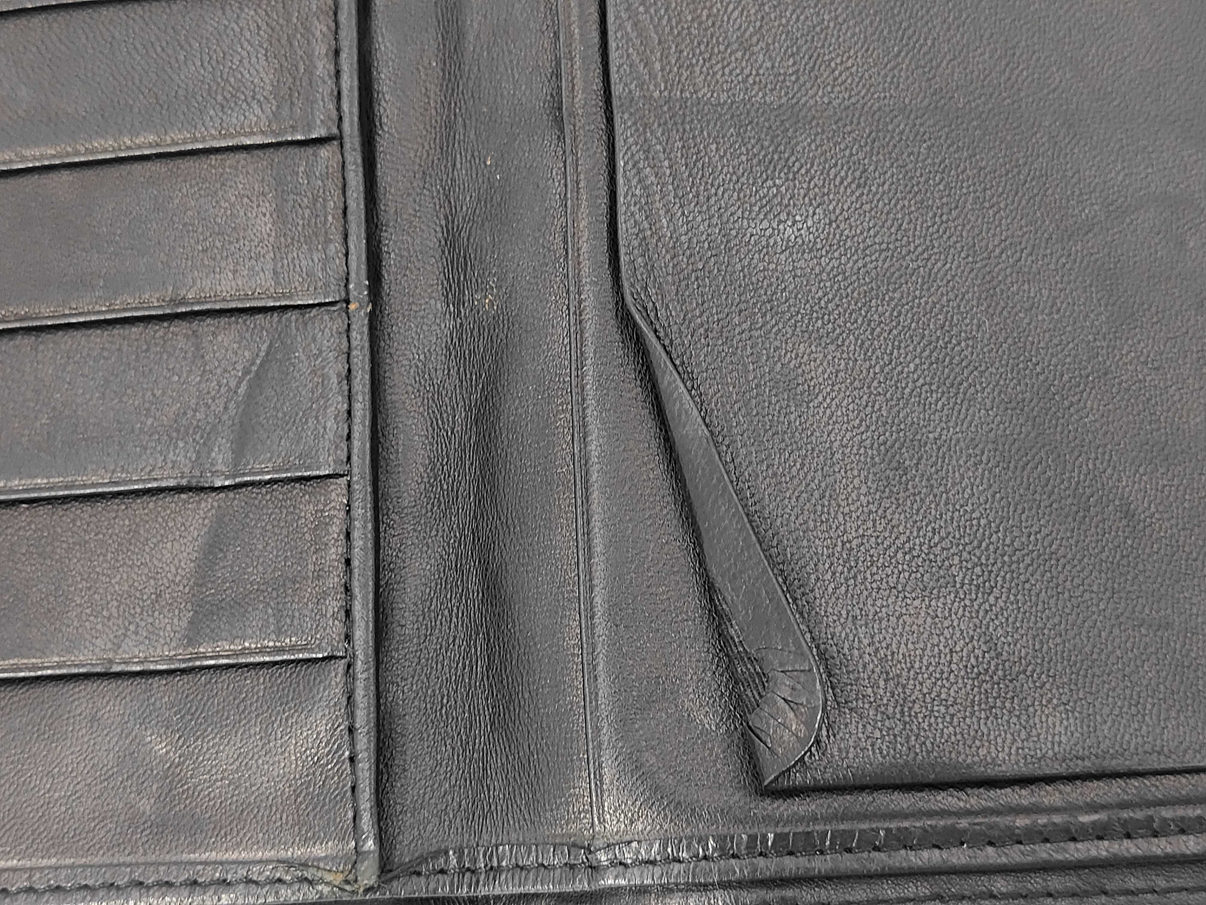 black wallet — view 10