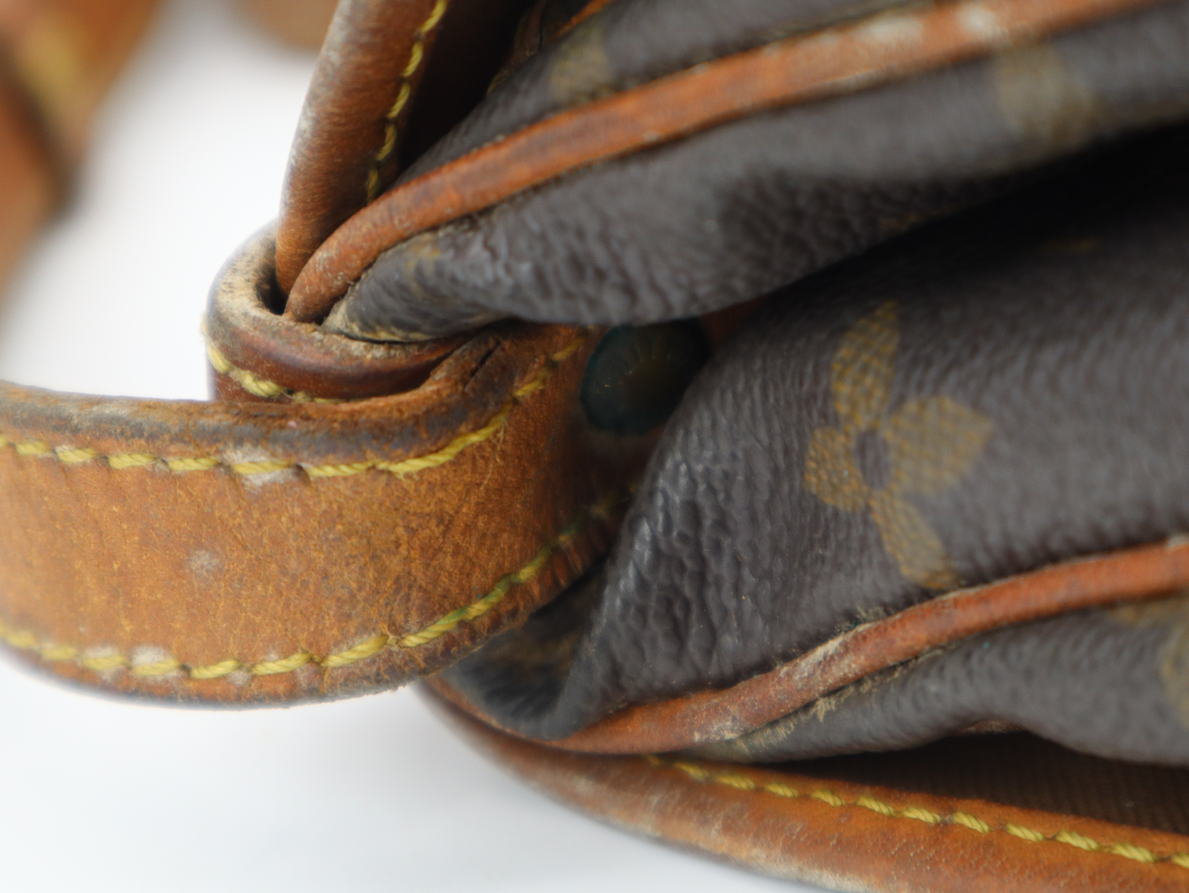 M42256 Monogram Saumur 30 Shoulder Bag — view 8