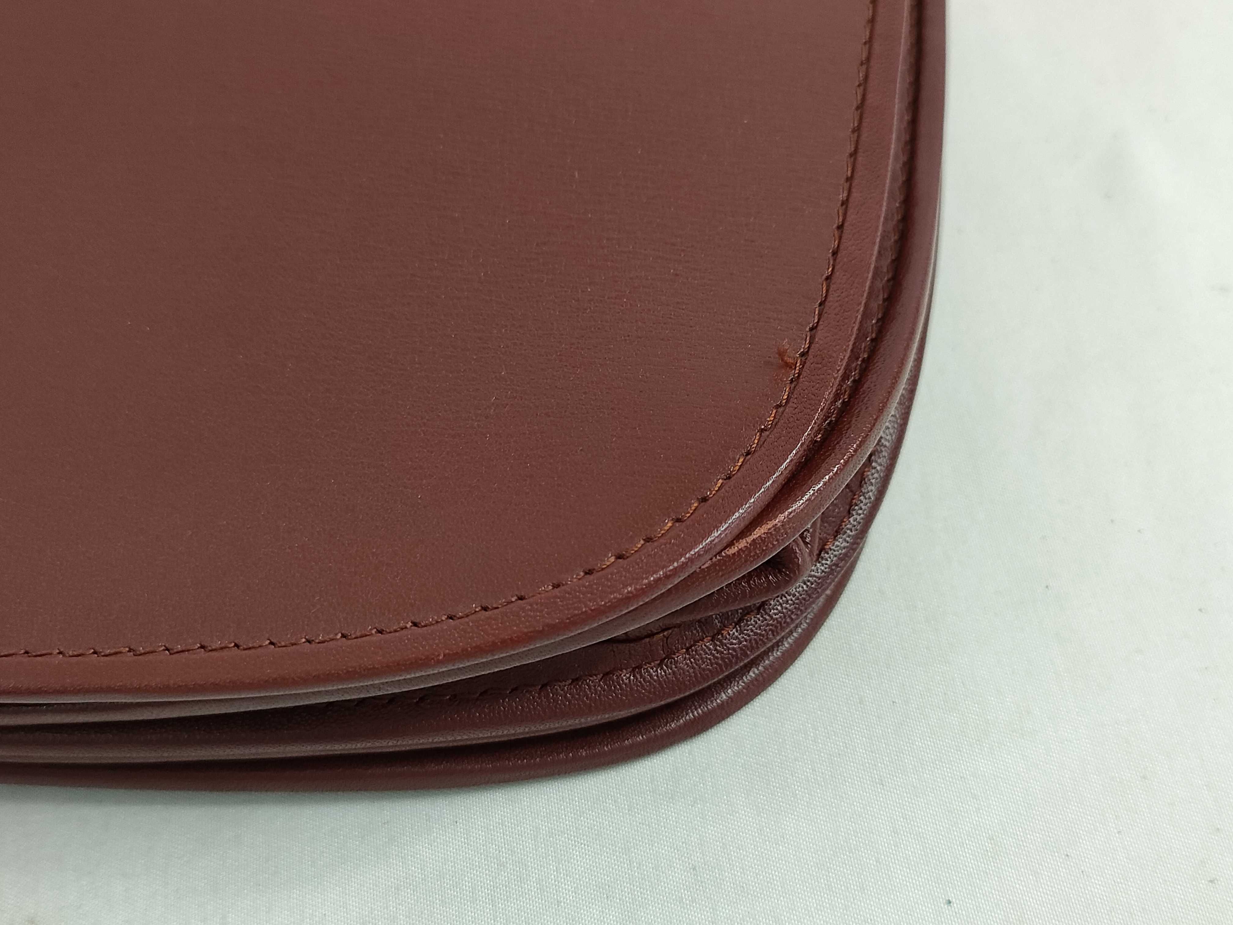 Must line leather shoulder bag. — view 6