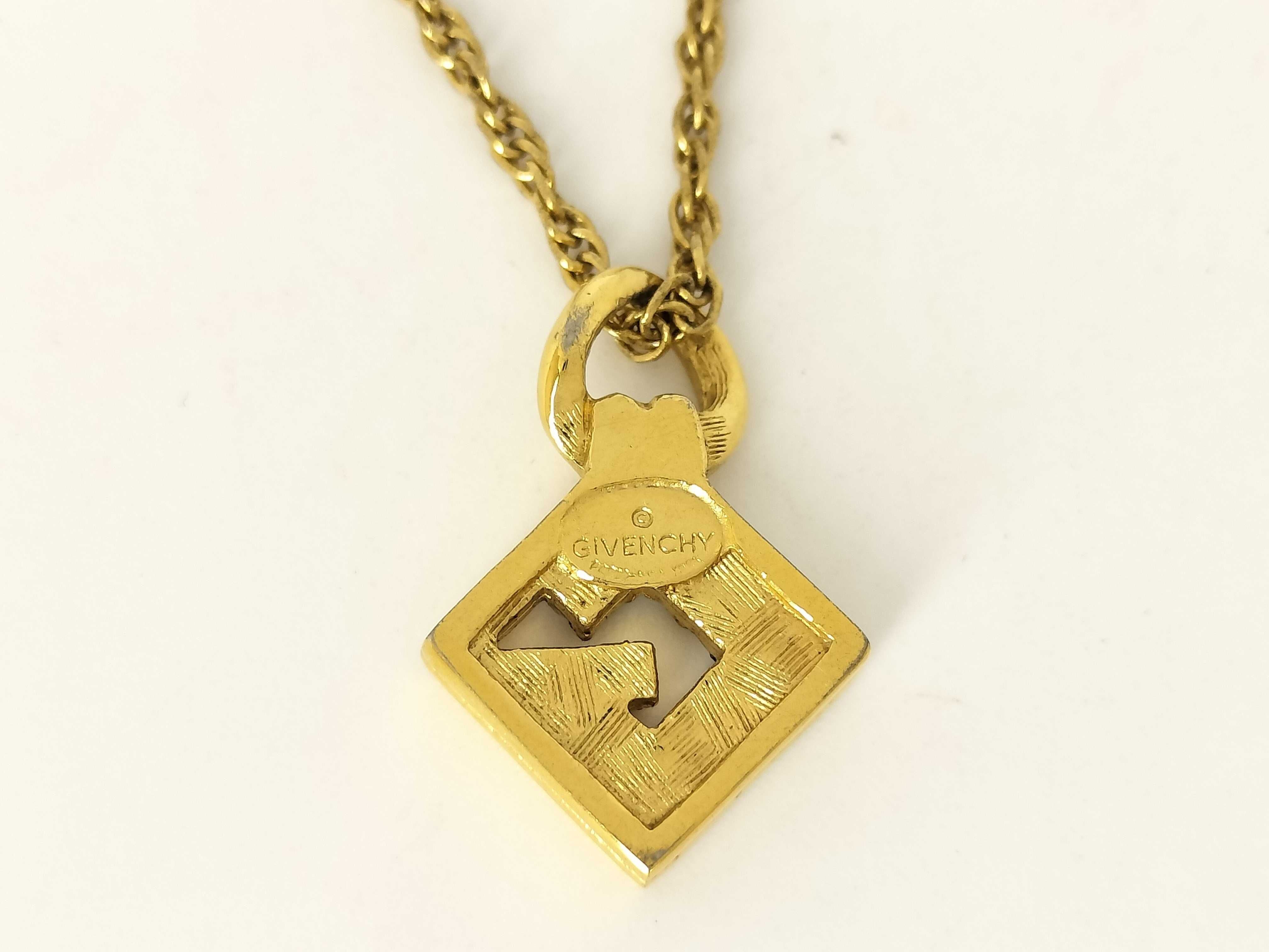 Necklace — view 2