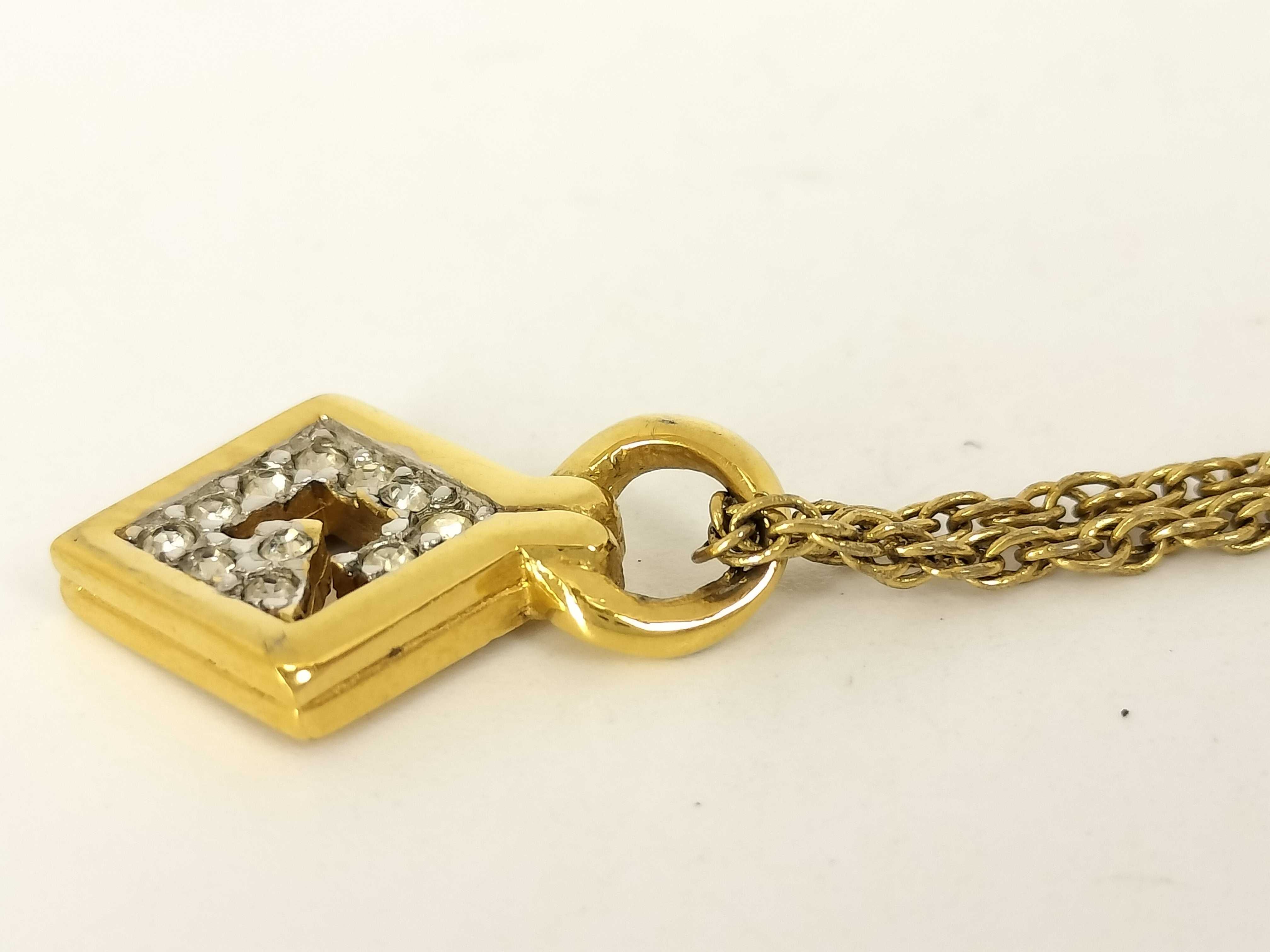 Necklace — view 3