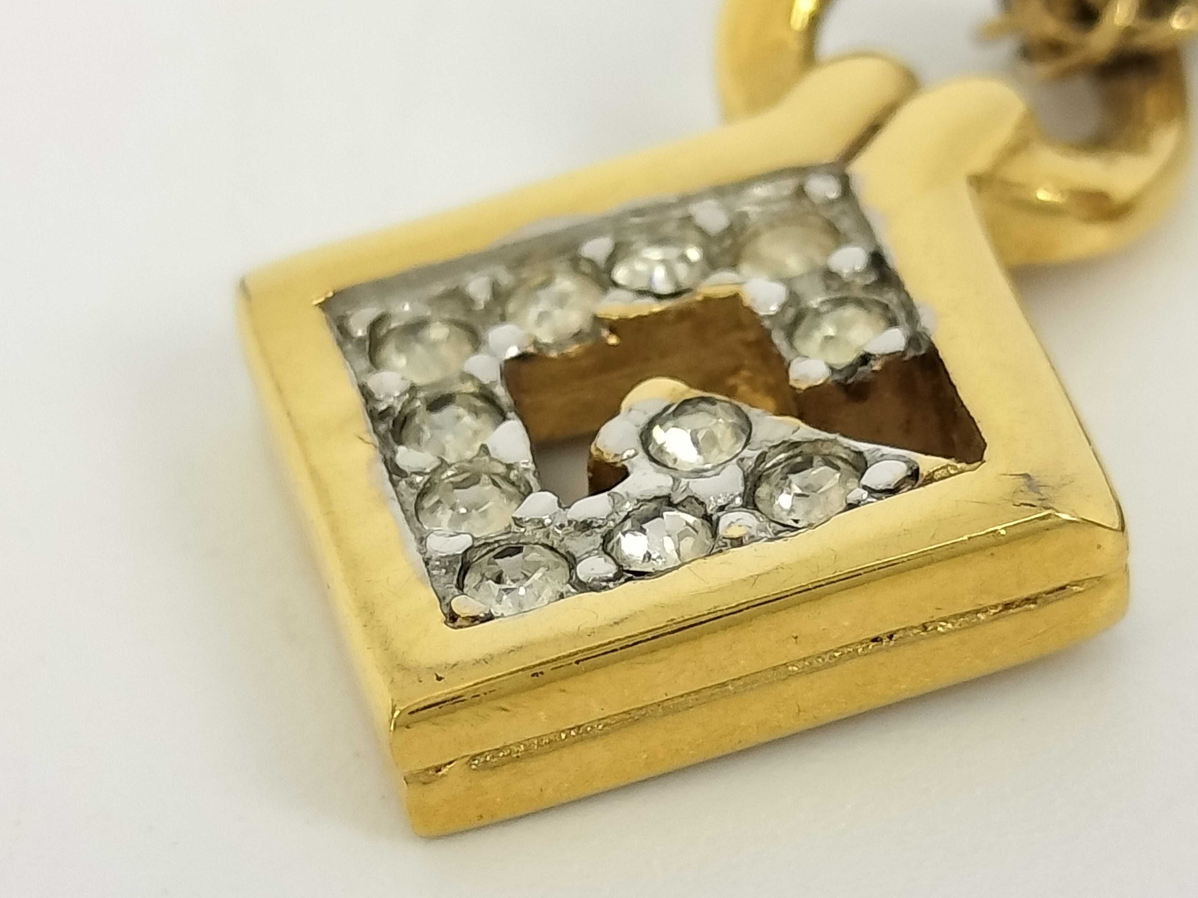 Necklace — view 10