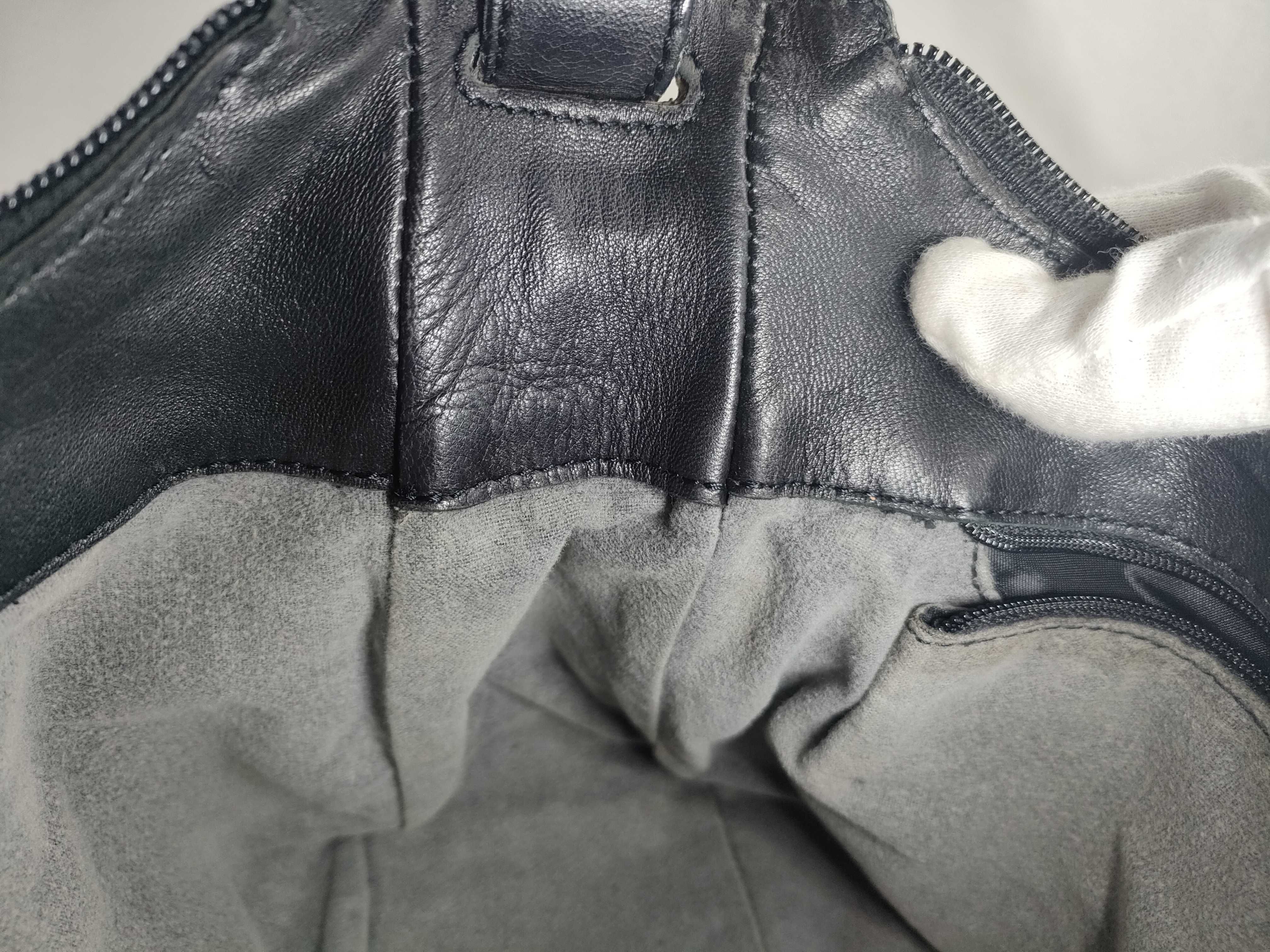 Intrecciato Shoulder Bag, Black — view 12