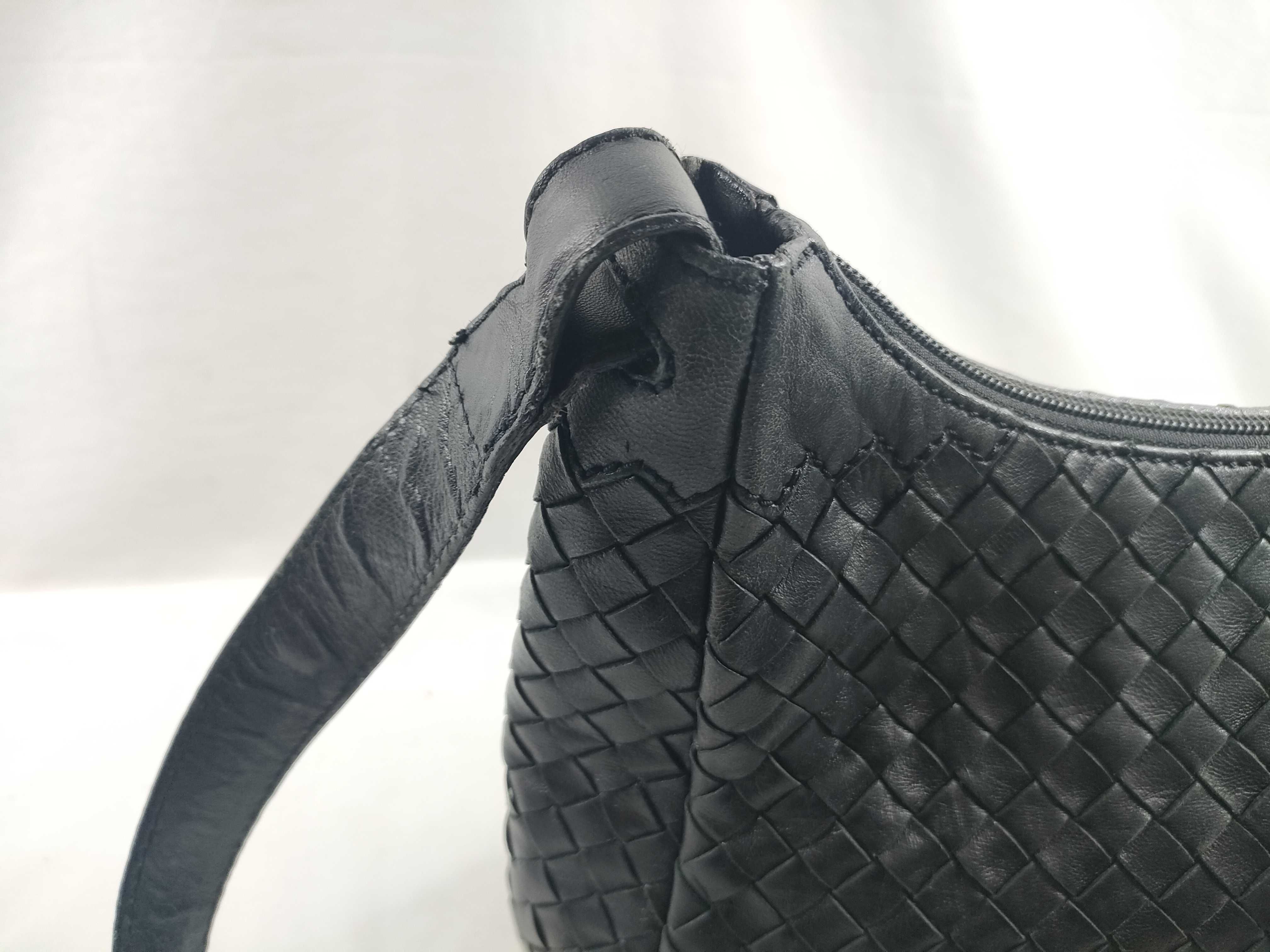 Intrecciato Shoulder Bag, Black — view 9