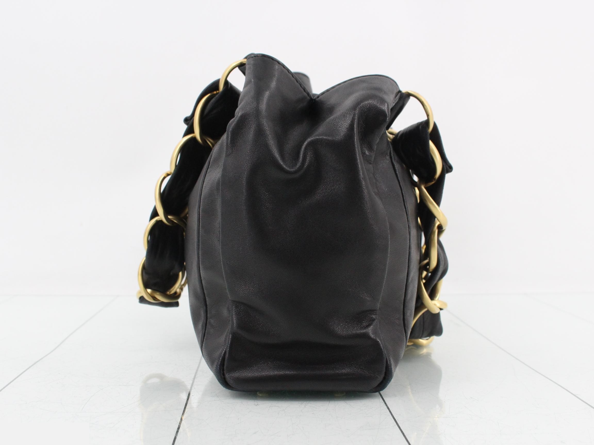 Big Chain Shoulder Bag with Coco Mark — view 3