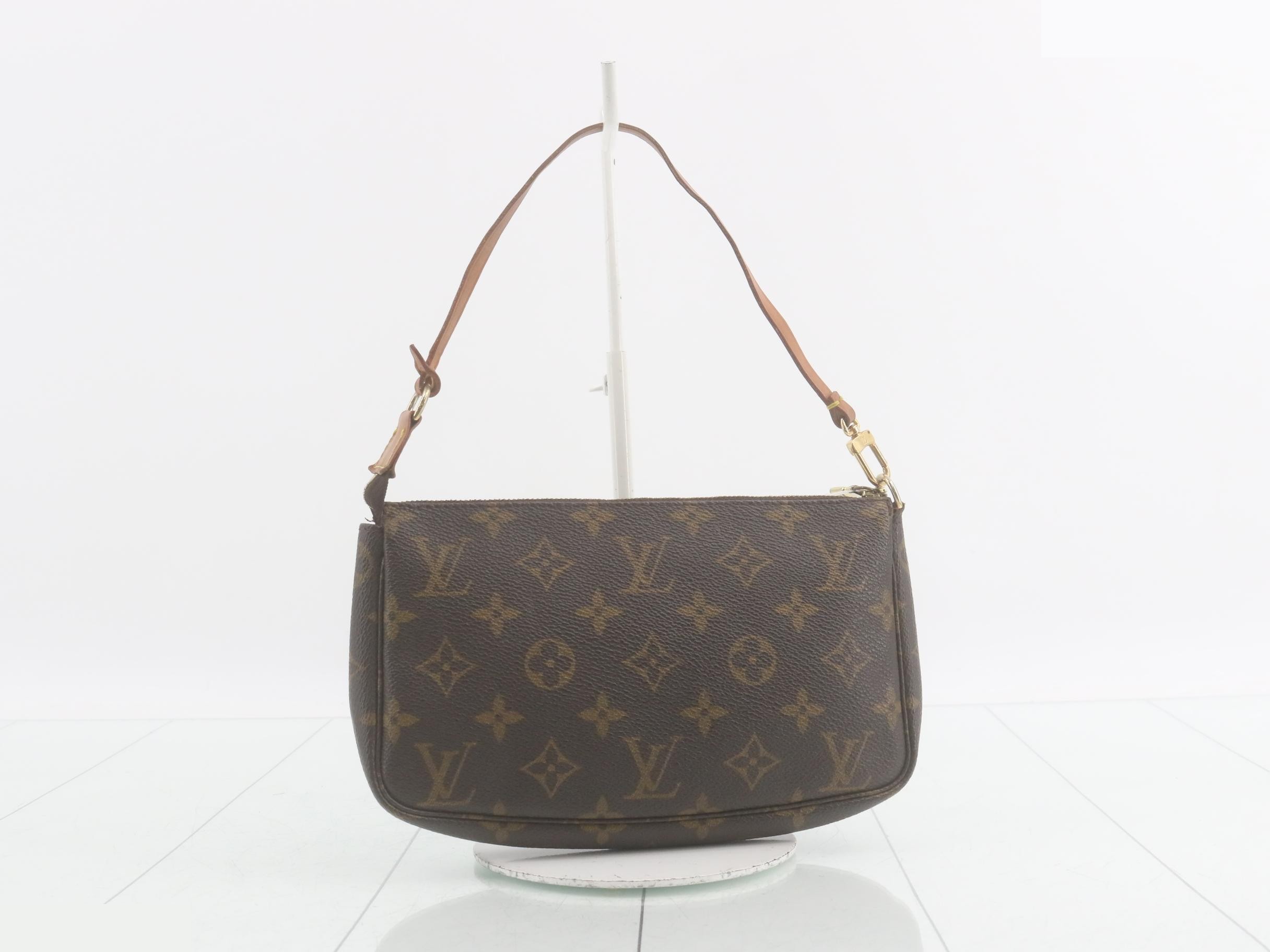 Pochette Accessoires (old model) — view 2