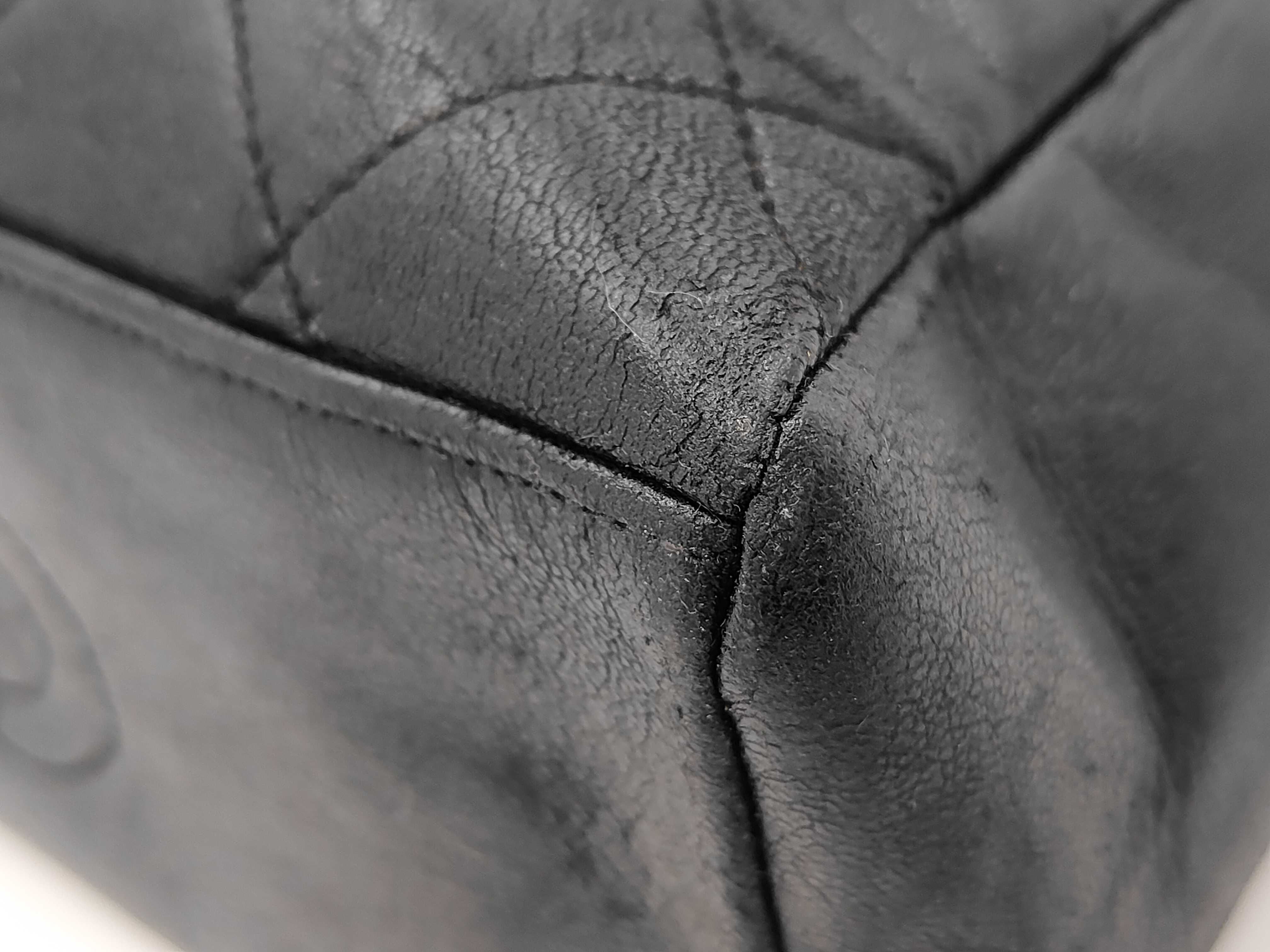 Matelassé Logo Chain Handbag (Series 1) — view 5