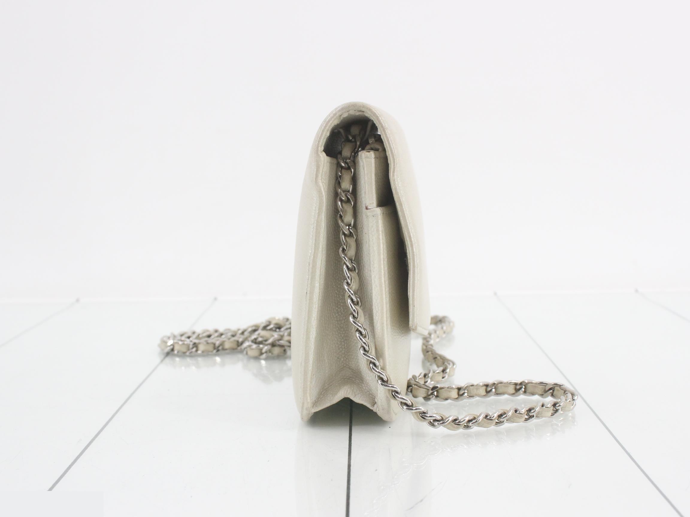 handbag — view 4