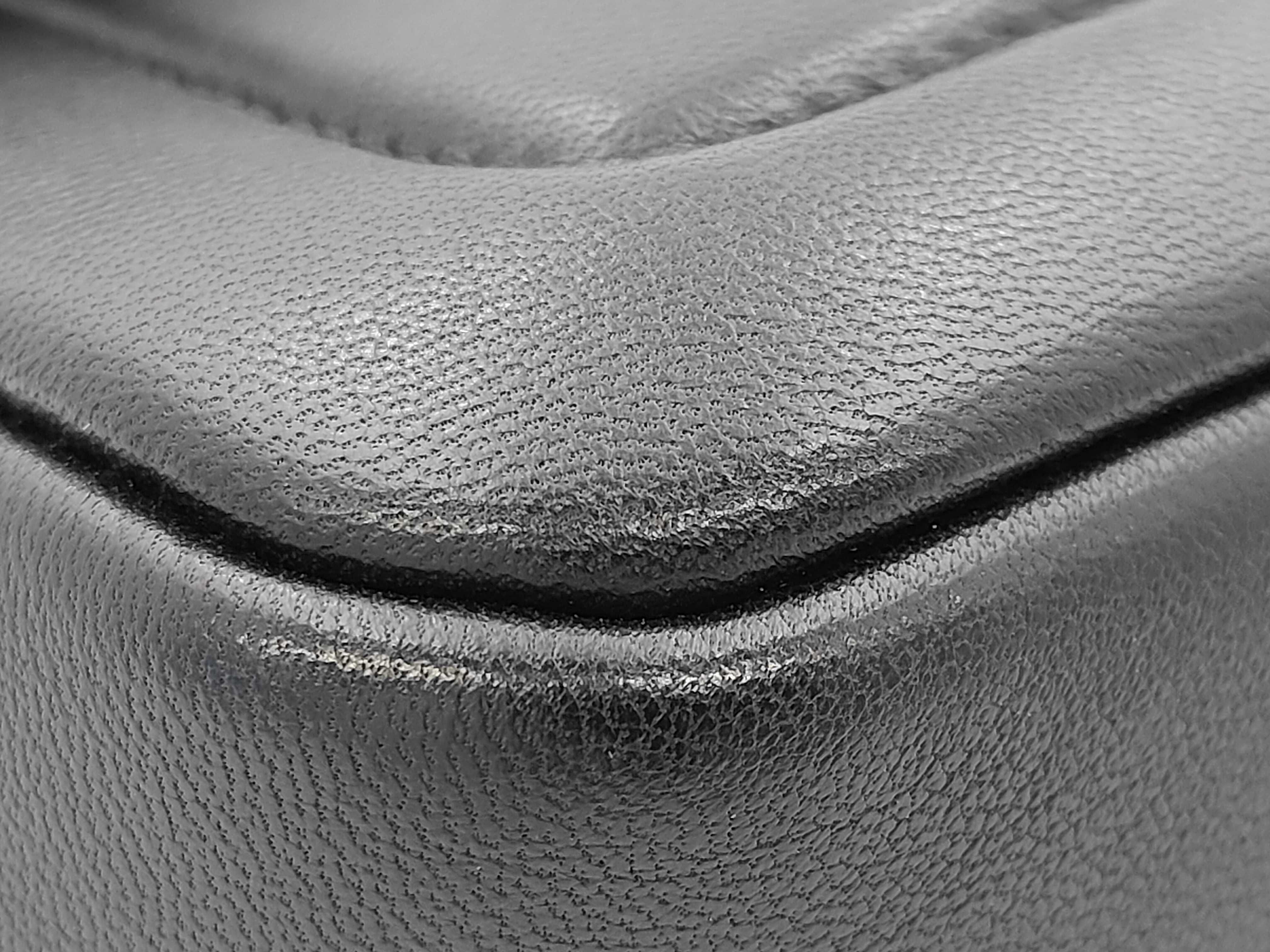 Chain Shoulder Leather Black Shoulder Bag — view 7