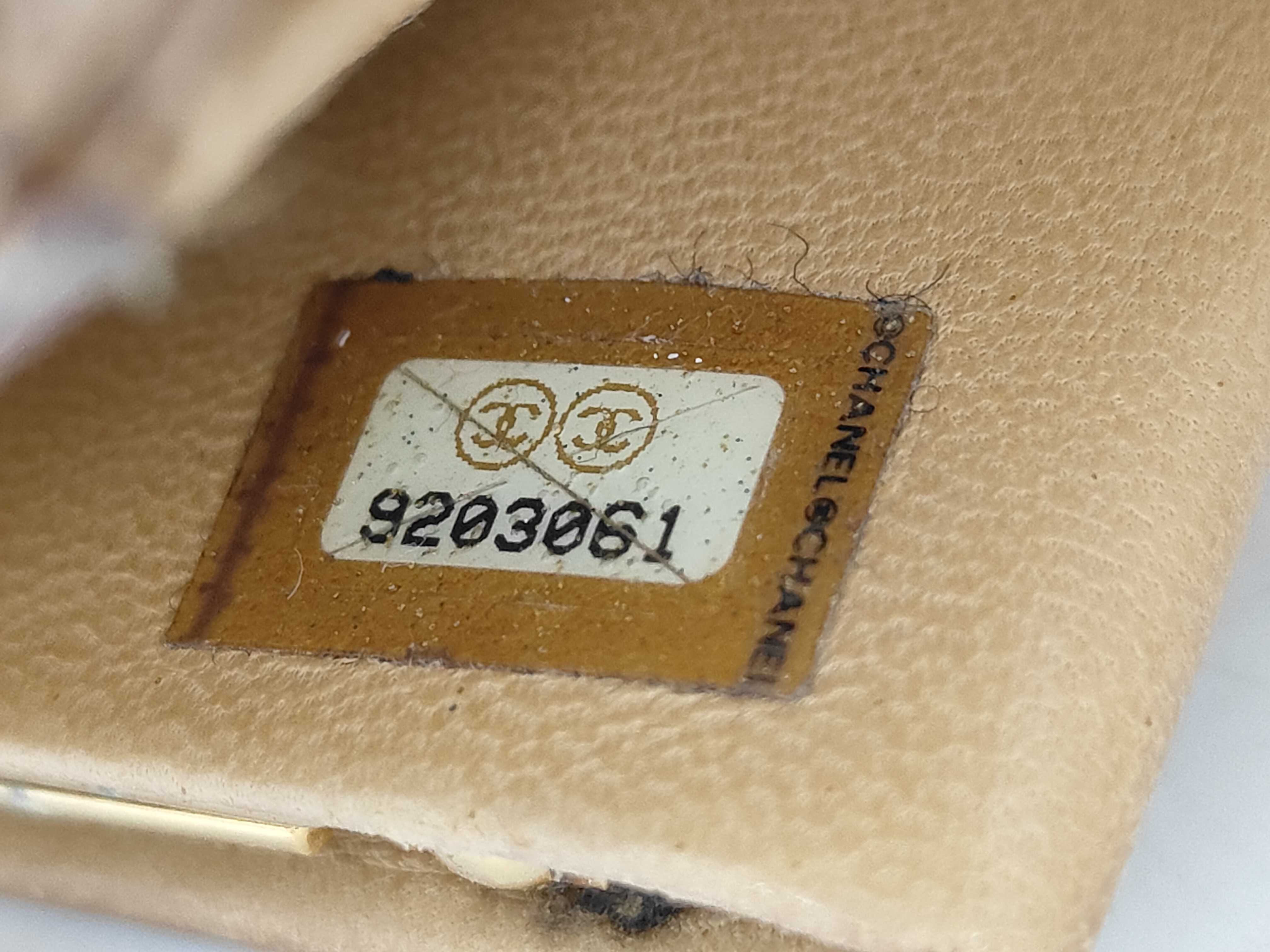 Caviar Skin Wallet Coco Mark Beige Wallet — view 7