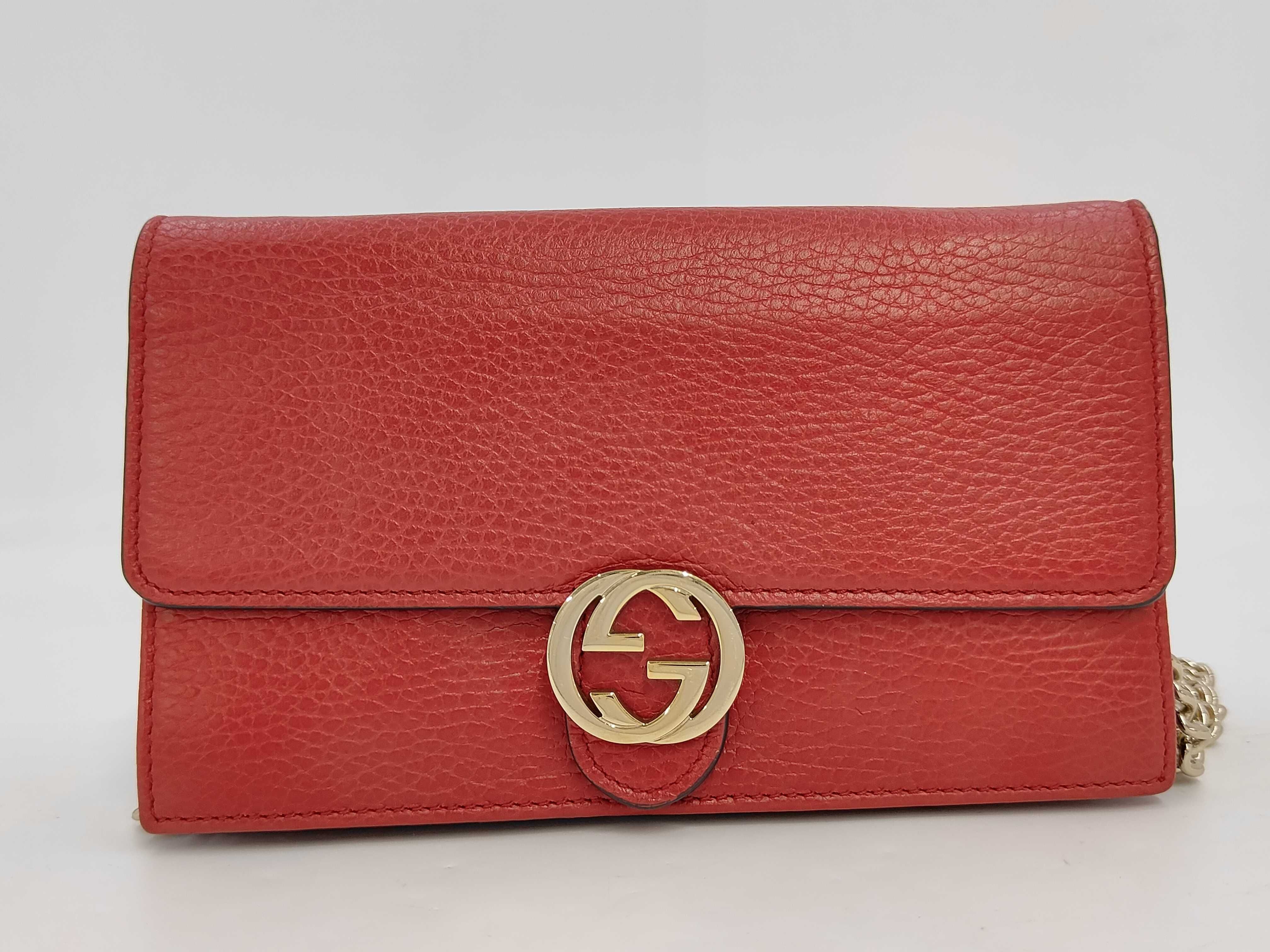 Interlocking WOC Red Shoulder Bag