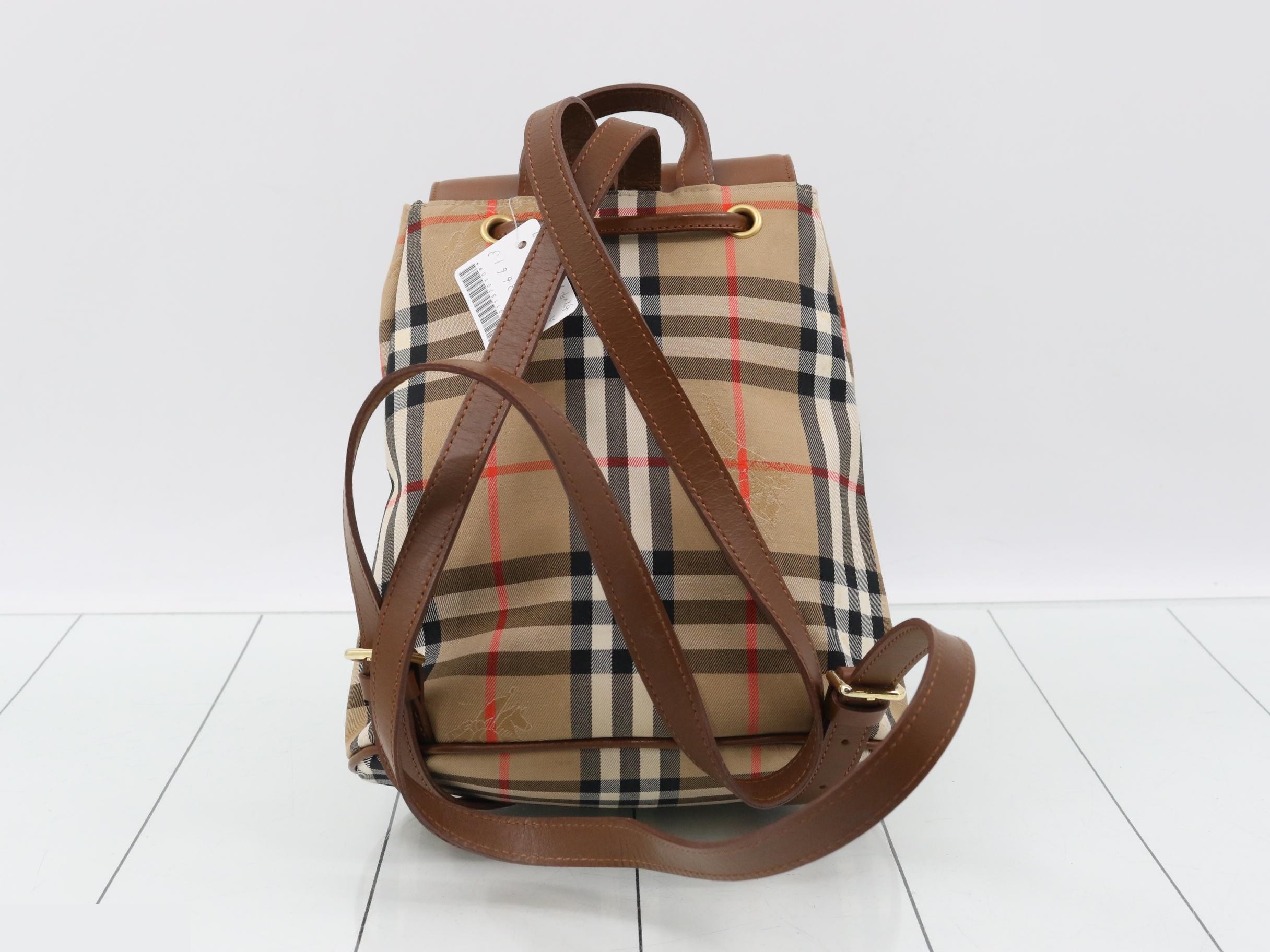 Burberrys Vintage Backpack - Nova Check — view 2