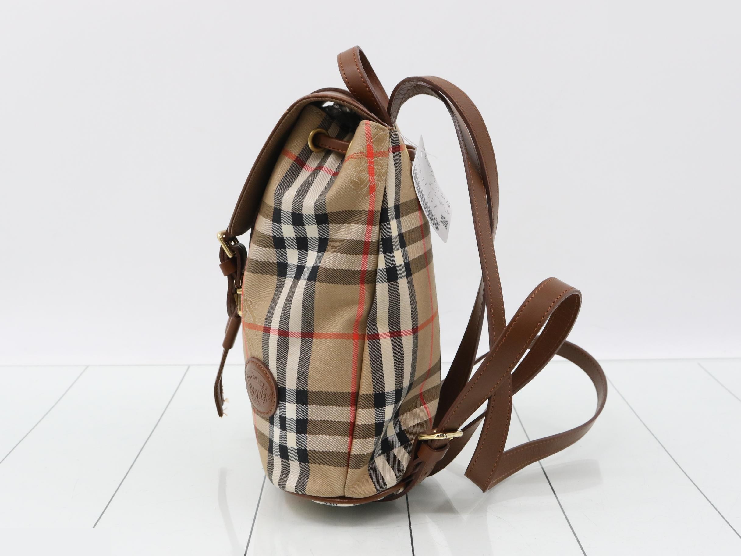 Burberrys Vintage Backpack - Nova Check — view 3