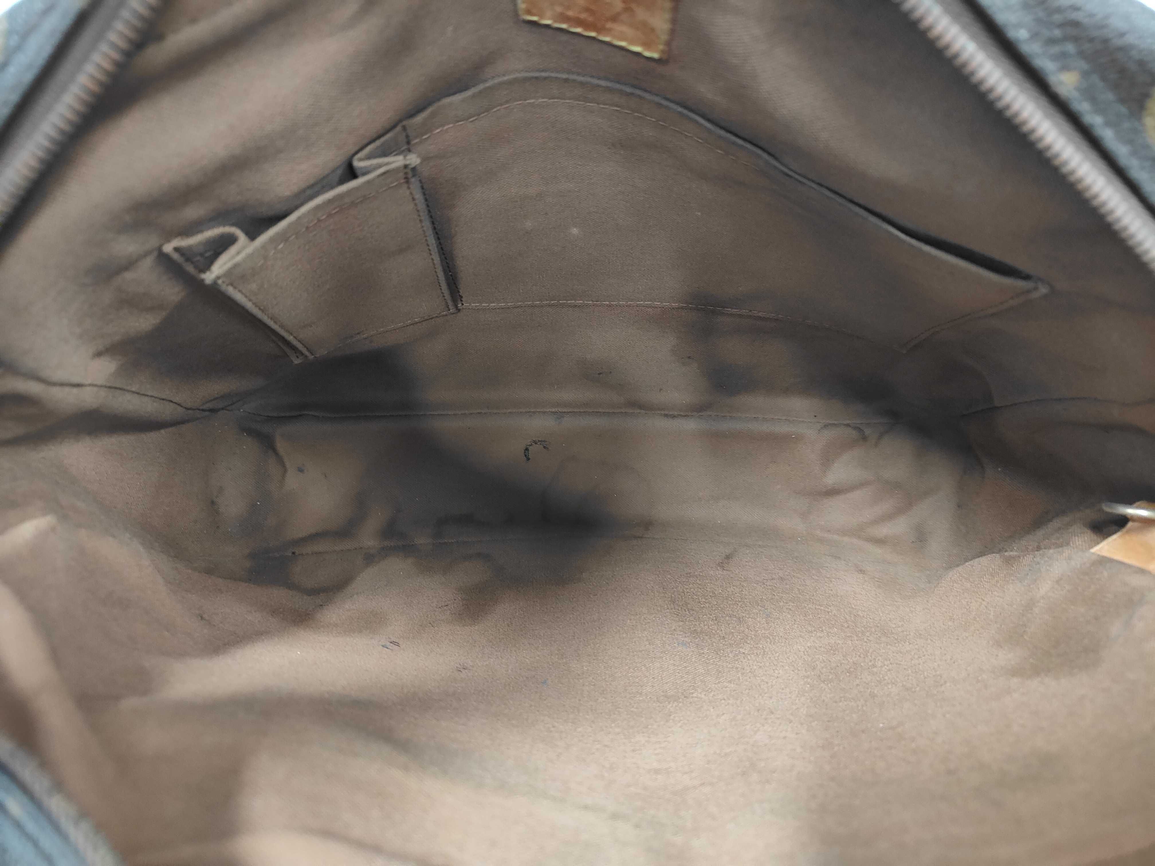 Monogram M40043 Sac Bosphore Shoulder Bag — view 9