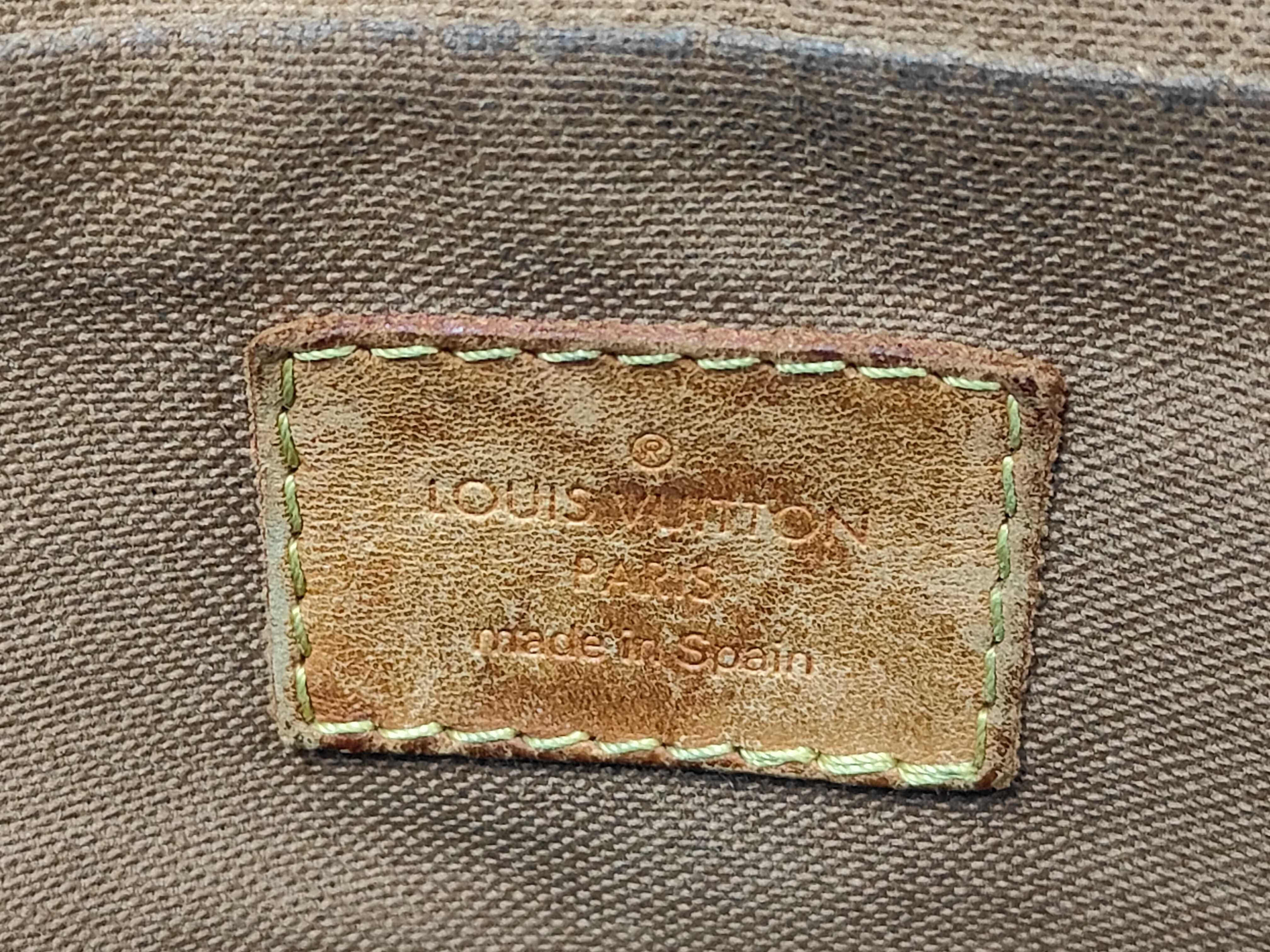Monogram M40043 Sac Bosphore Shoulder Bag — view 10